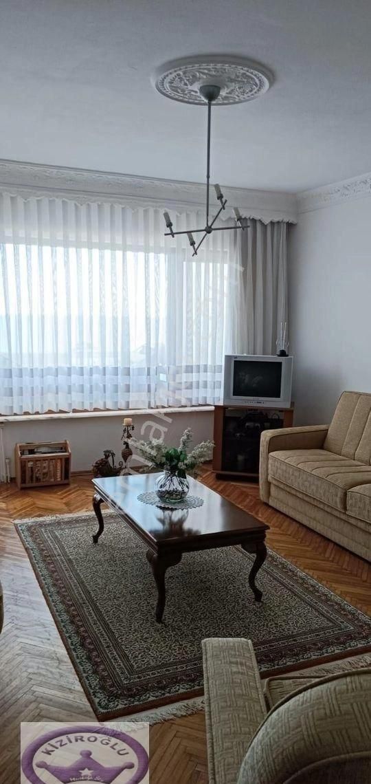 Çınarcıkta Denize Sıfır Otoparklı Deniz Manzaralı Dublex Daire - Görsel 6