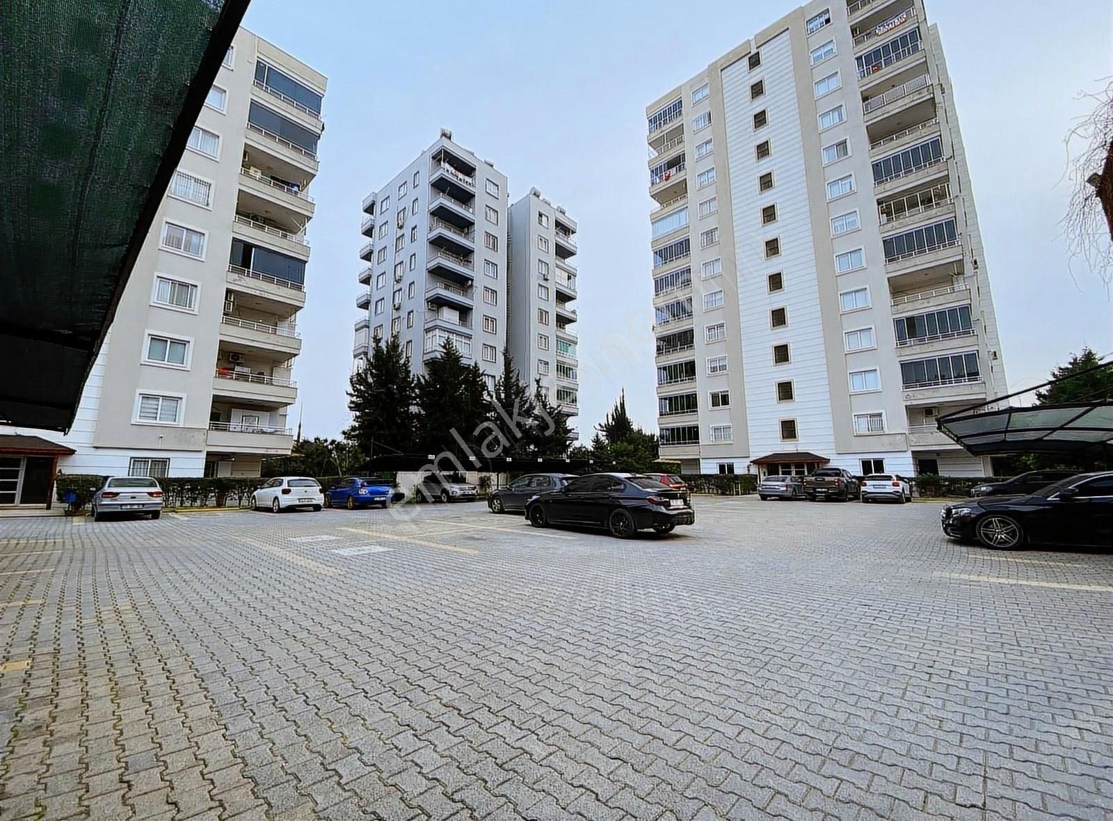 Mezitli Viranşehir Satılık Daire Viranşehir Mah'de Sahile 300 Mt Nezih Site İçi Geniş 4+1 Fırsatı