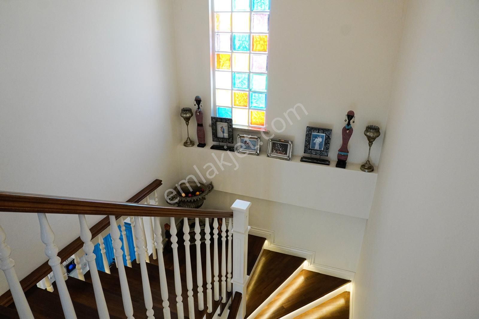 İstanbul House'dan Tepe'de Site İçi Özel Yapım 5+2 Satılık Villa - Görsel 5