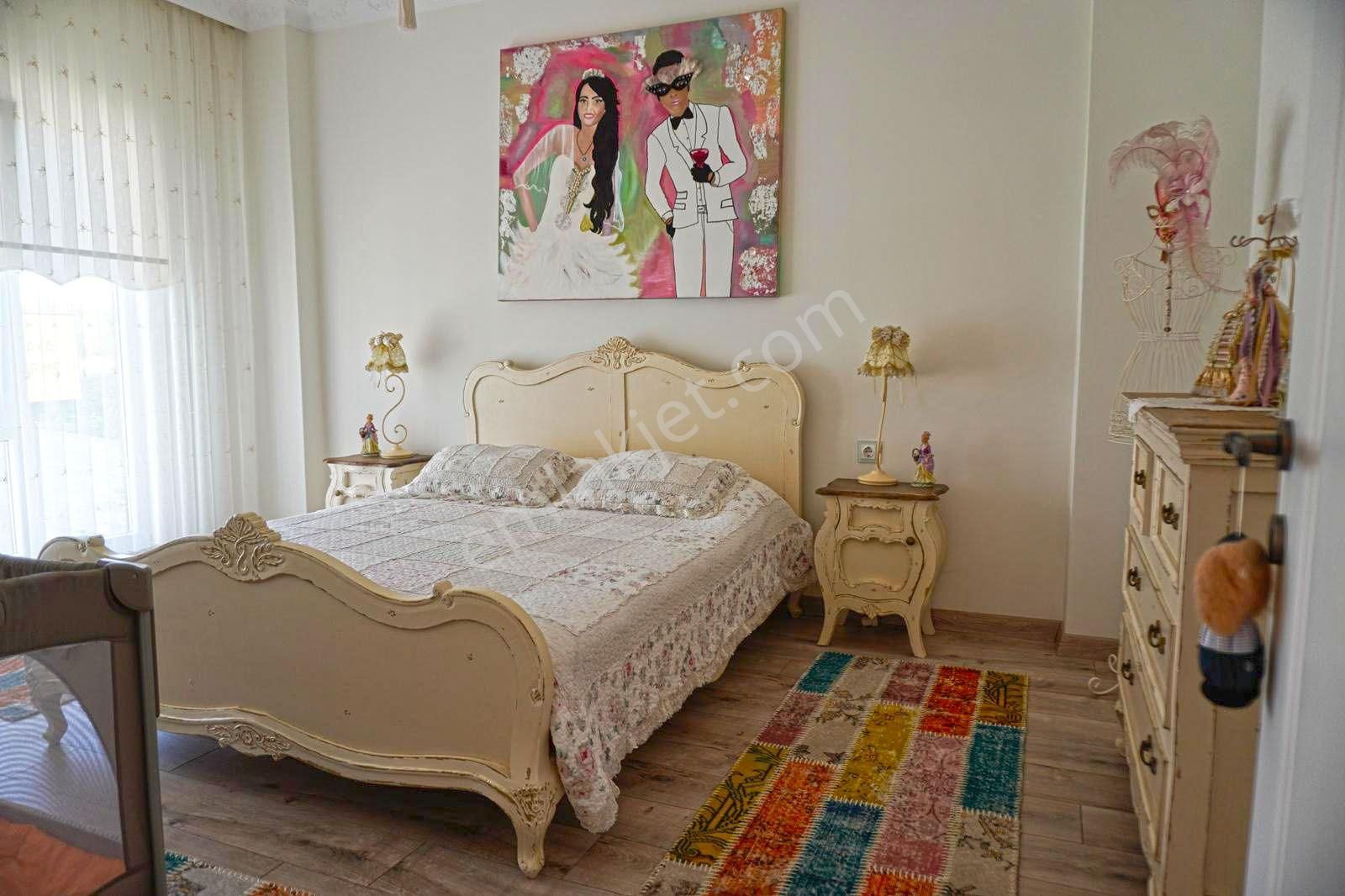 İstanbul House'dan Tepe'de Site İçi Özel Yapım 5+2 Satılık Villa - Görsel 25