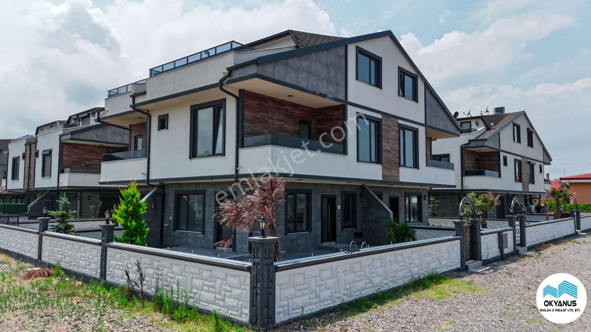 Sakarya Kocaali De Sona Gelinde Son Villa Denize Sıfır 3+1