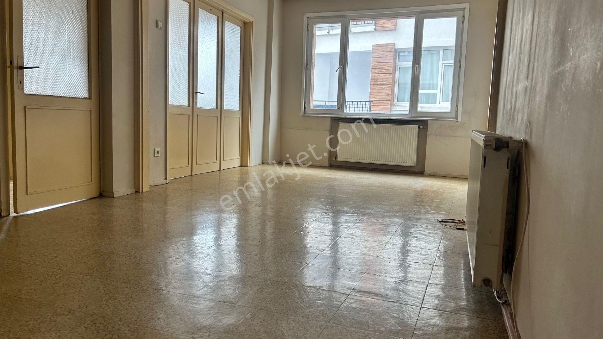 Üsküdar Doğancılar Caddesinde Köşe Binada Satılık 3+1 Daire - Görsel 23