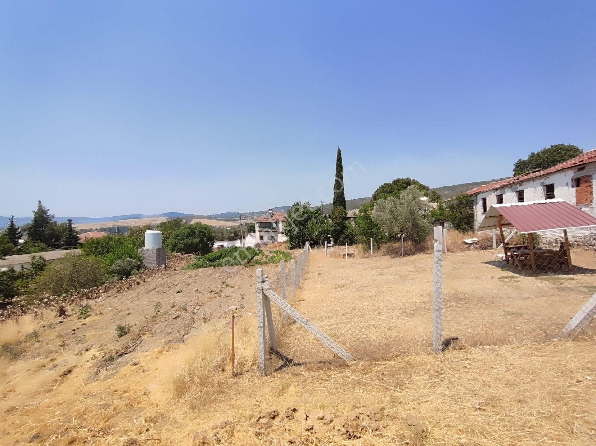 Manisa Yunusemre Üçpınar Da Satılık Arsa 370 M2