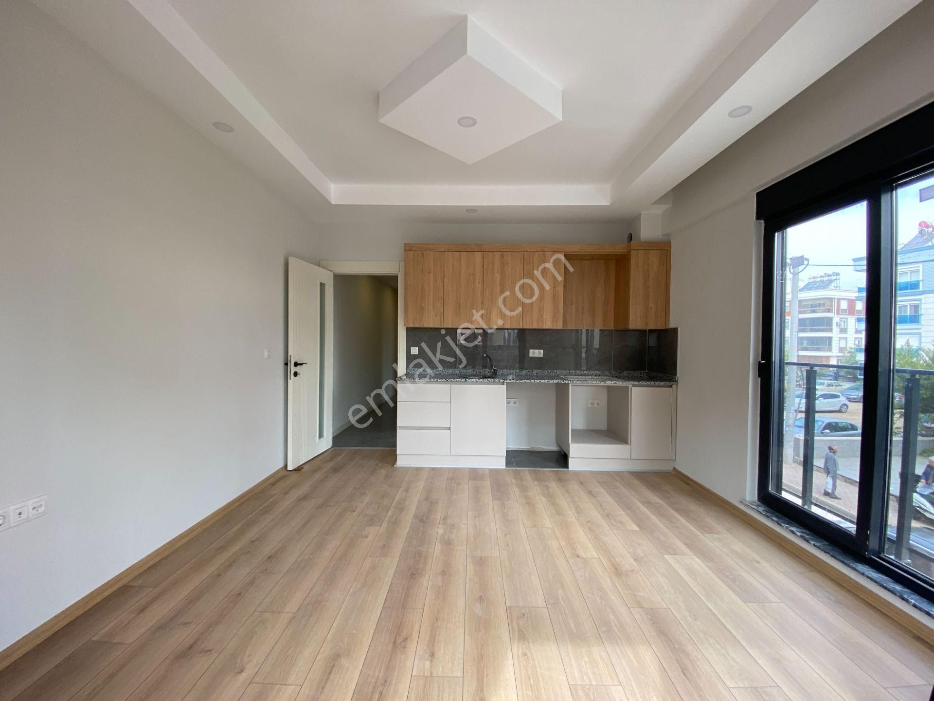 Kaleiçi Ve Tramvay Yakını Katta 2+1 Sıfır Daireler - Görsel 6