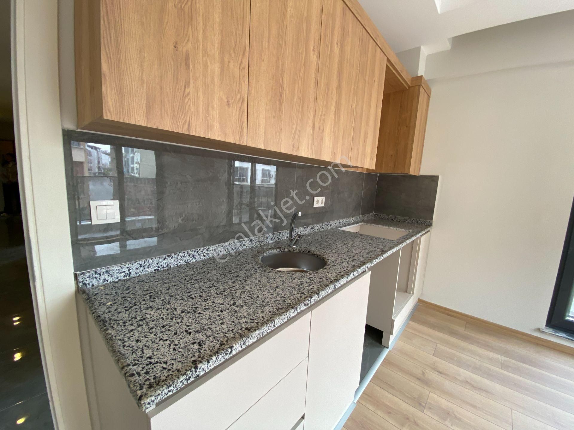 Kaleiçi Ve Tramvay Yakını Katta 2+1 Sıfır Daireler - Görsel 2