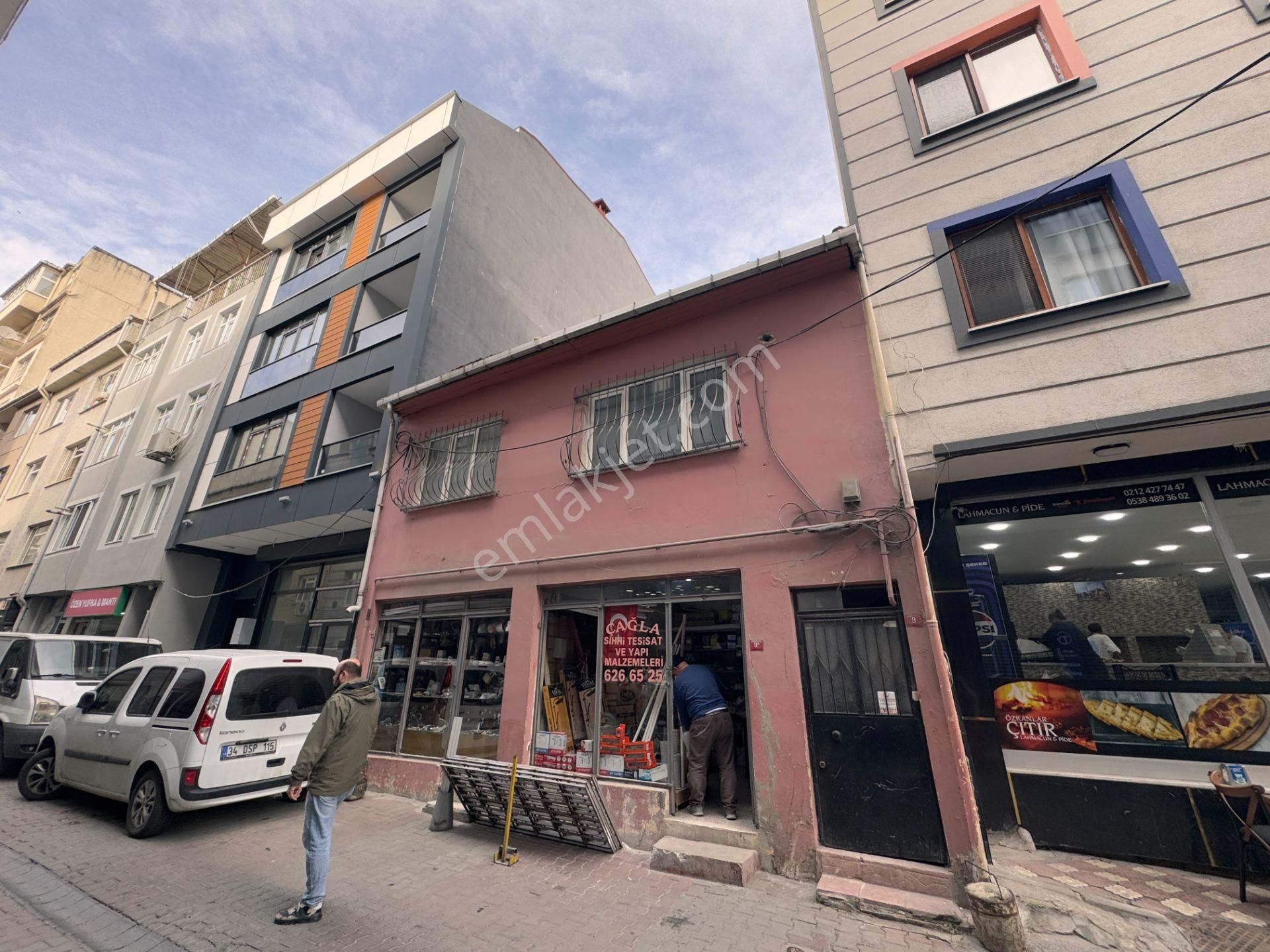 Eyüpsultan Alibeyköy Satılık Ticari İmarlı Alibeyköy Biz Cevahir Avm Karşısı 125 M2 Satılık Ticari İmarlı Arsa