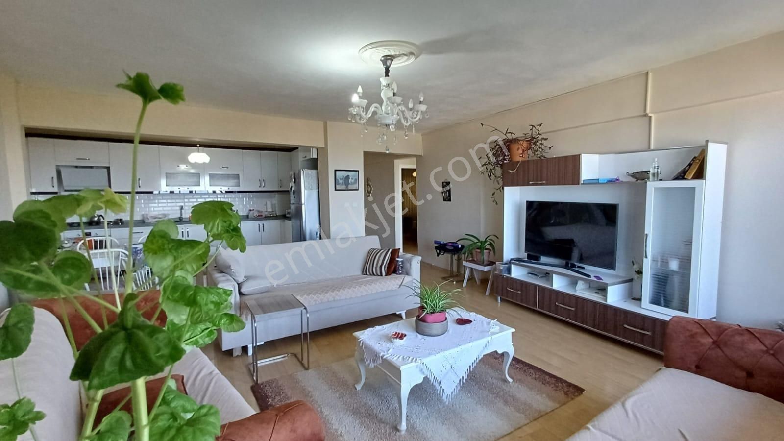 Osmangazi Çekirge Satılık Daire Bm Real Estate Çekirge Mahallesinde Satılık 3+1 Geniş Ve Ferah Daire