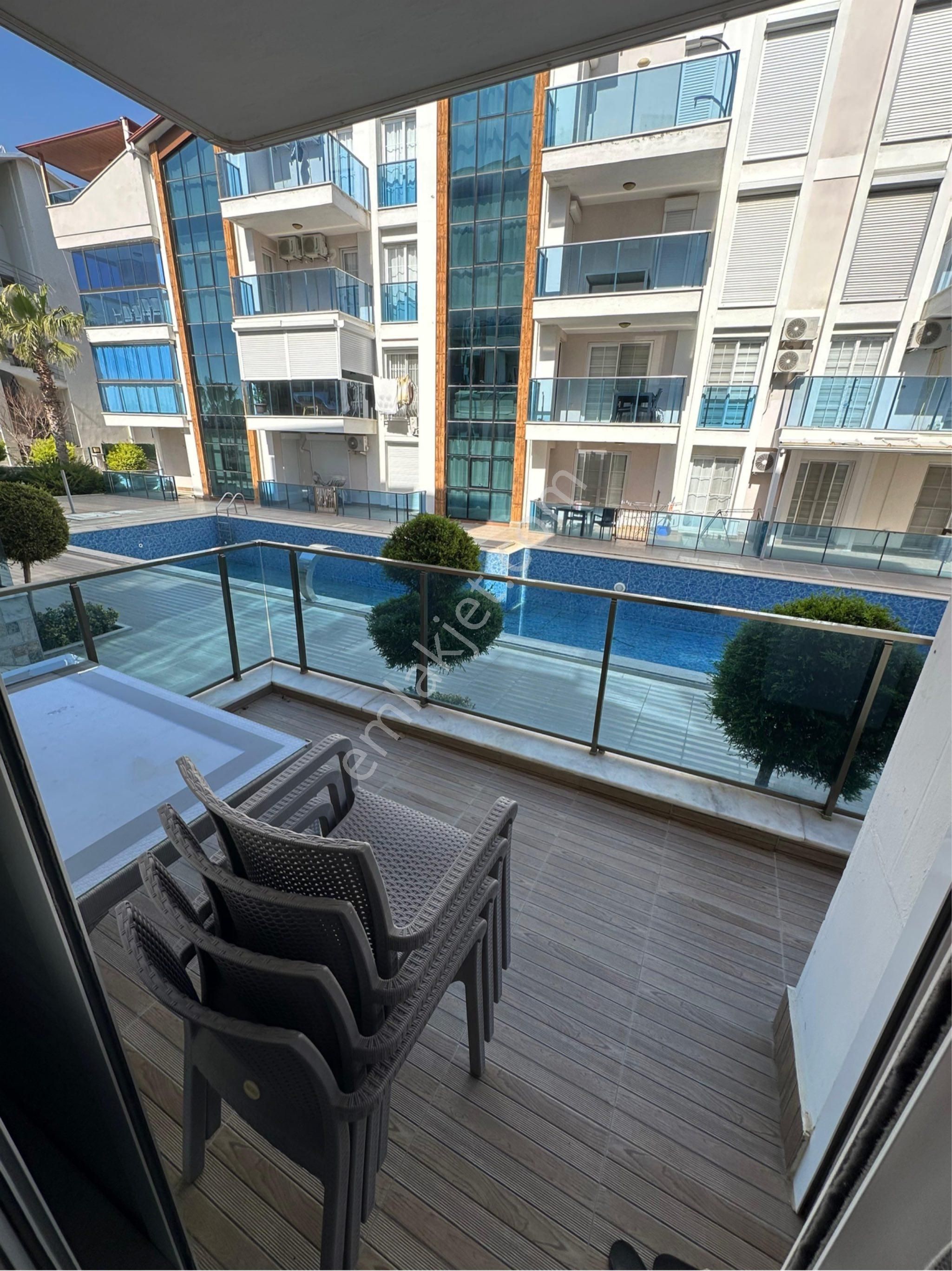 Didim Hisar Satılık Daire Aydın Didimde Havuzlu Sitede 1+1 Eşyalı Daire