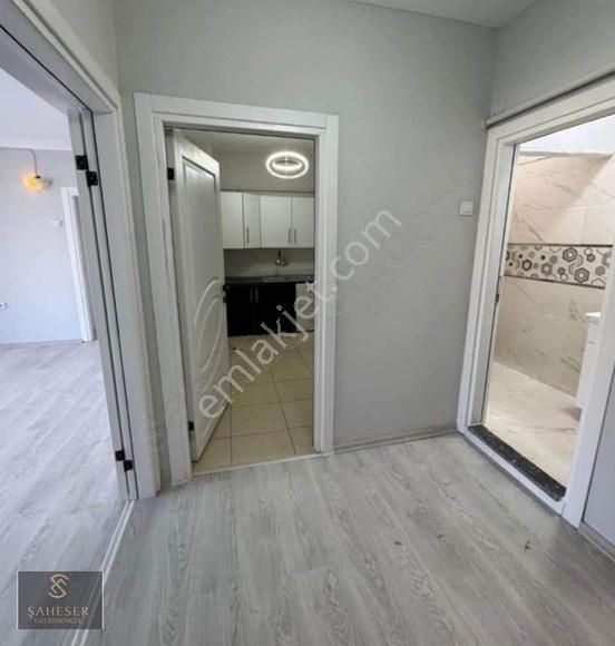 Adapazarı Orta Satılık Daire Adapazarı Çeşme Meydanı 3+1 110m² Satılık Daire