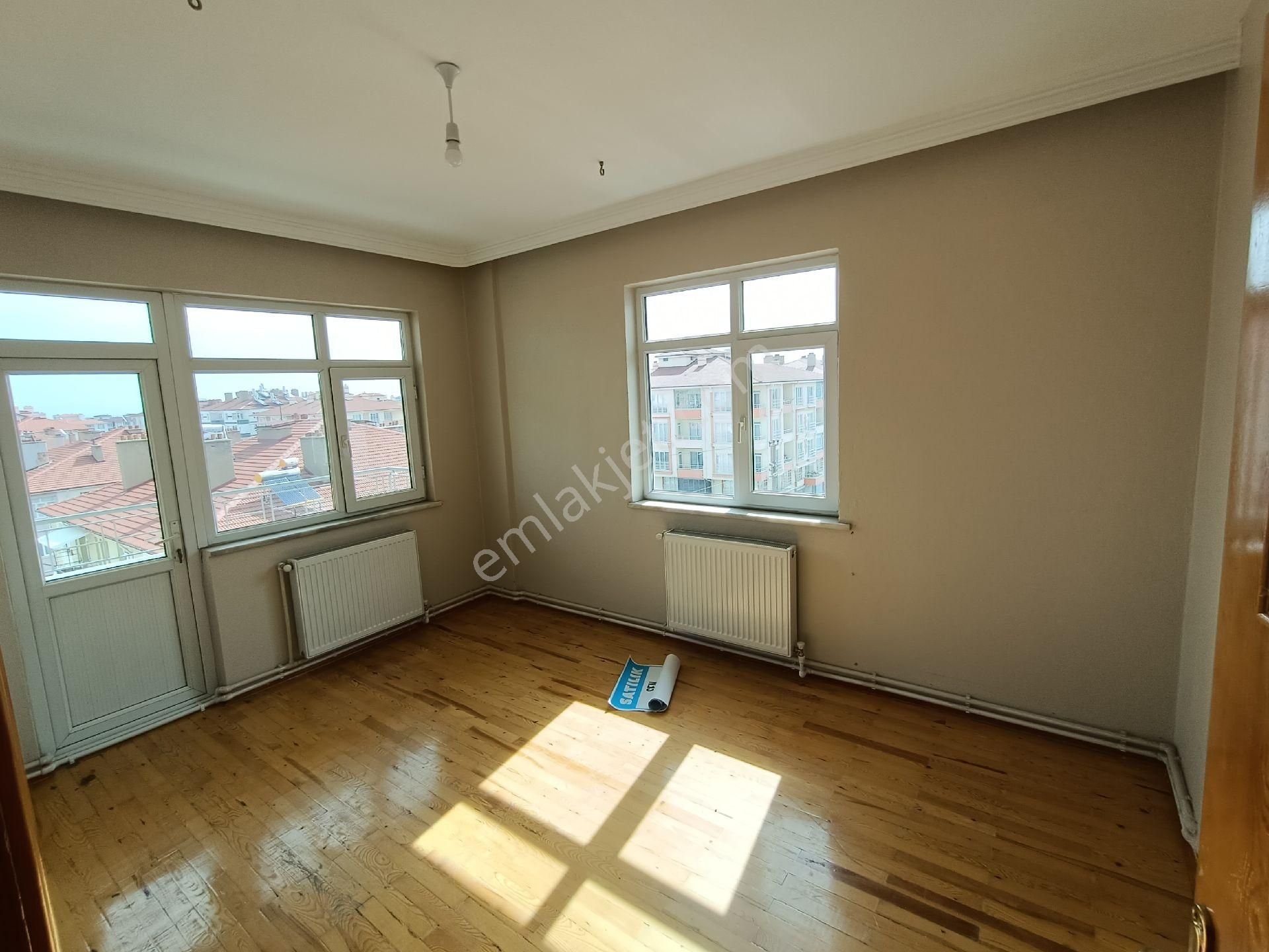 Tunçez Gm Perşembe Altında Masrafsız Satılık 3+1 Daire - Görsel 11