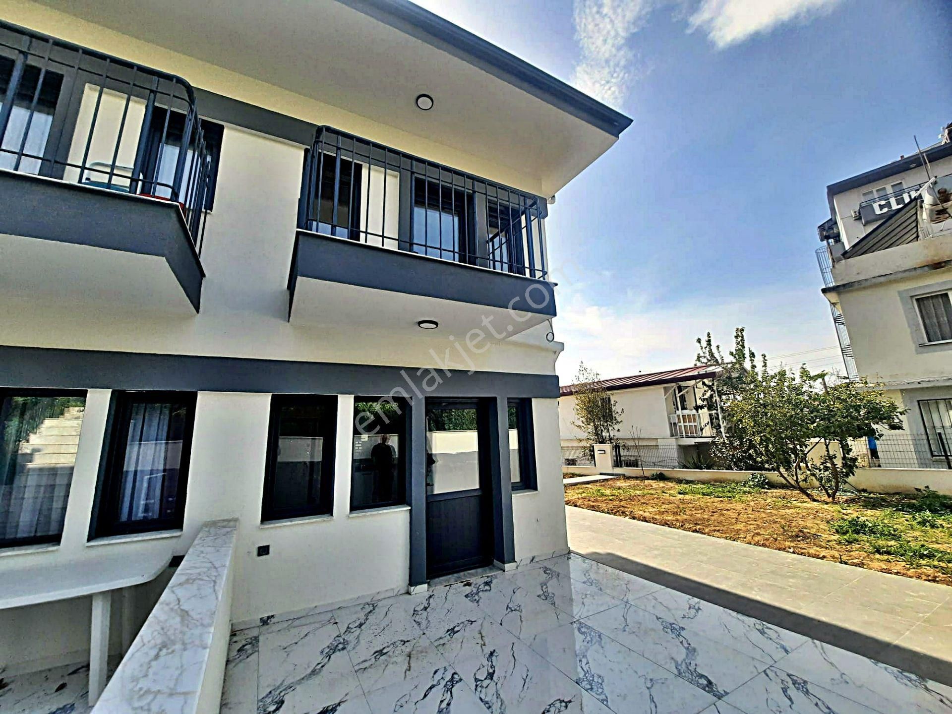 Kuşadası Hacıfeyzullah Satılık Villa Kuşadası Kadınlar Denizinde Sıfır Satılık 1+1 Bahçeli Villa