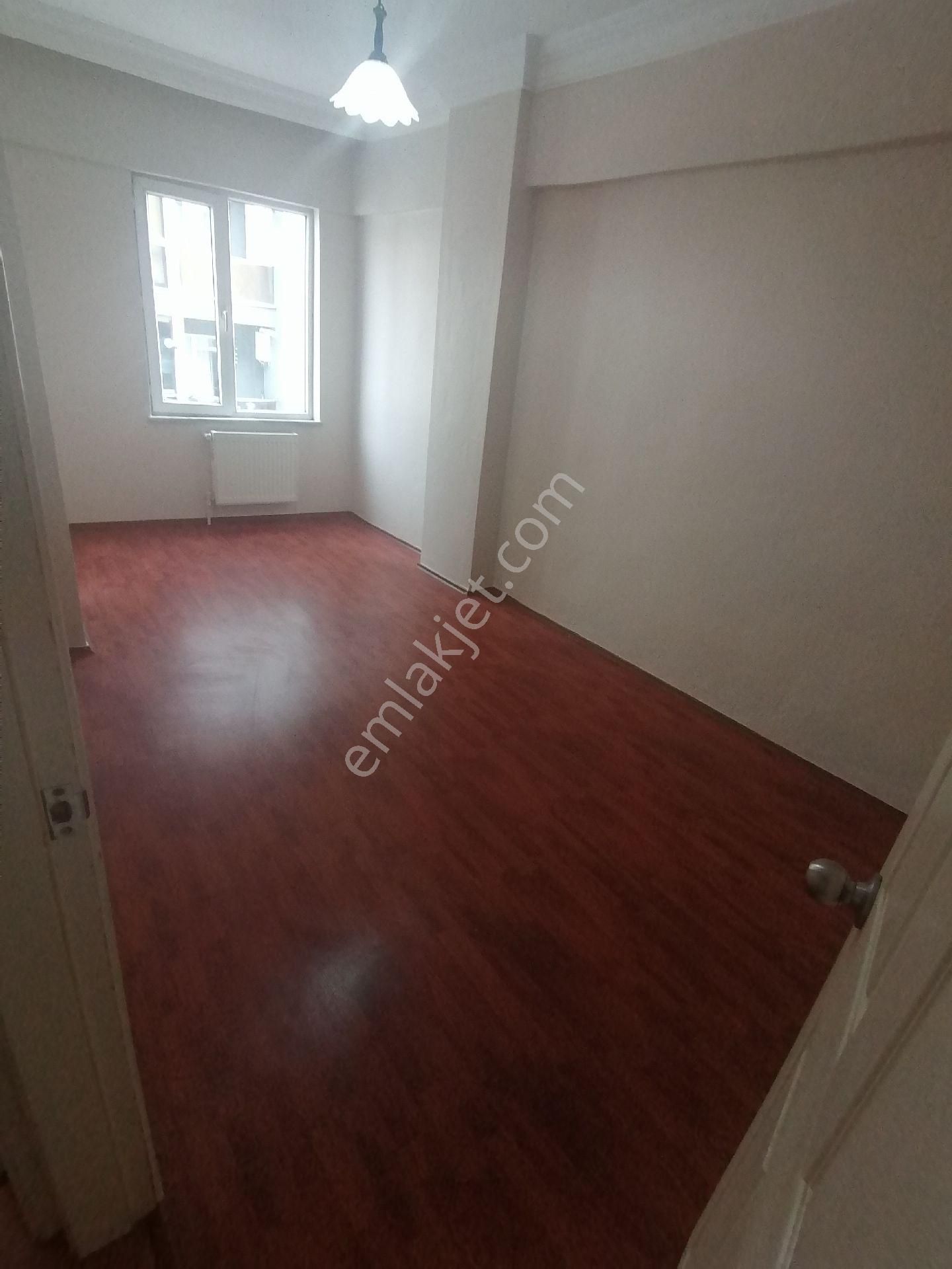 Ümraniye Armağanevler Kiralık Daire Bekara Uygun Temiz Daire - Görsel 11