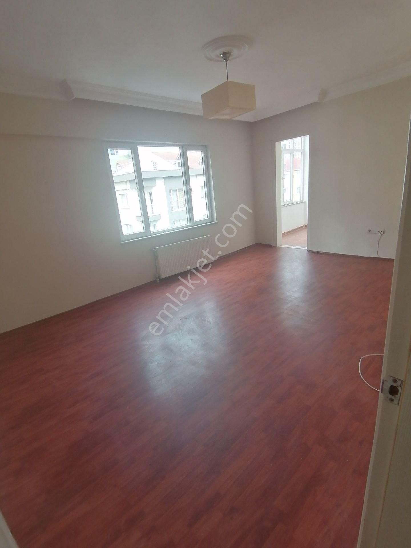 Ümraniye Armağanevler Kiralık Daire Bekara Uygun Temiz Daire - Görsel 5