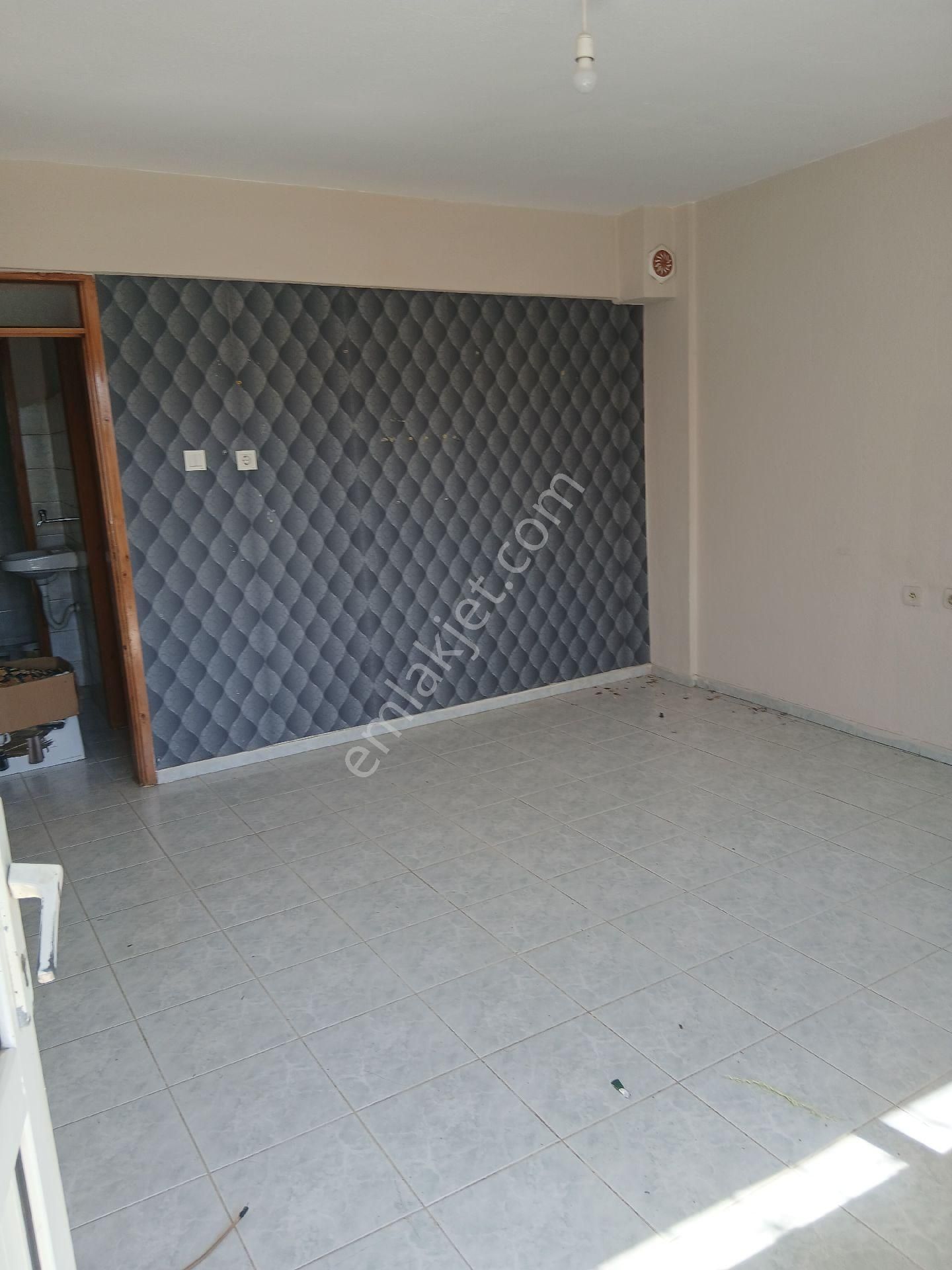 Karabaglar Eskiizmir Karakol Yakını