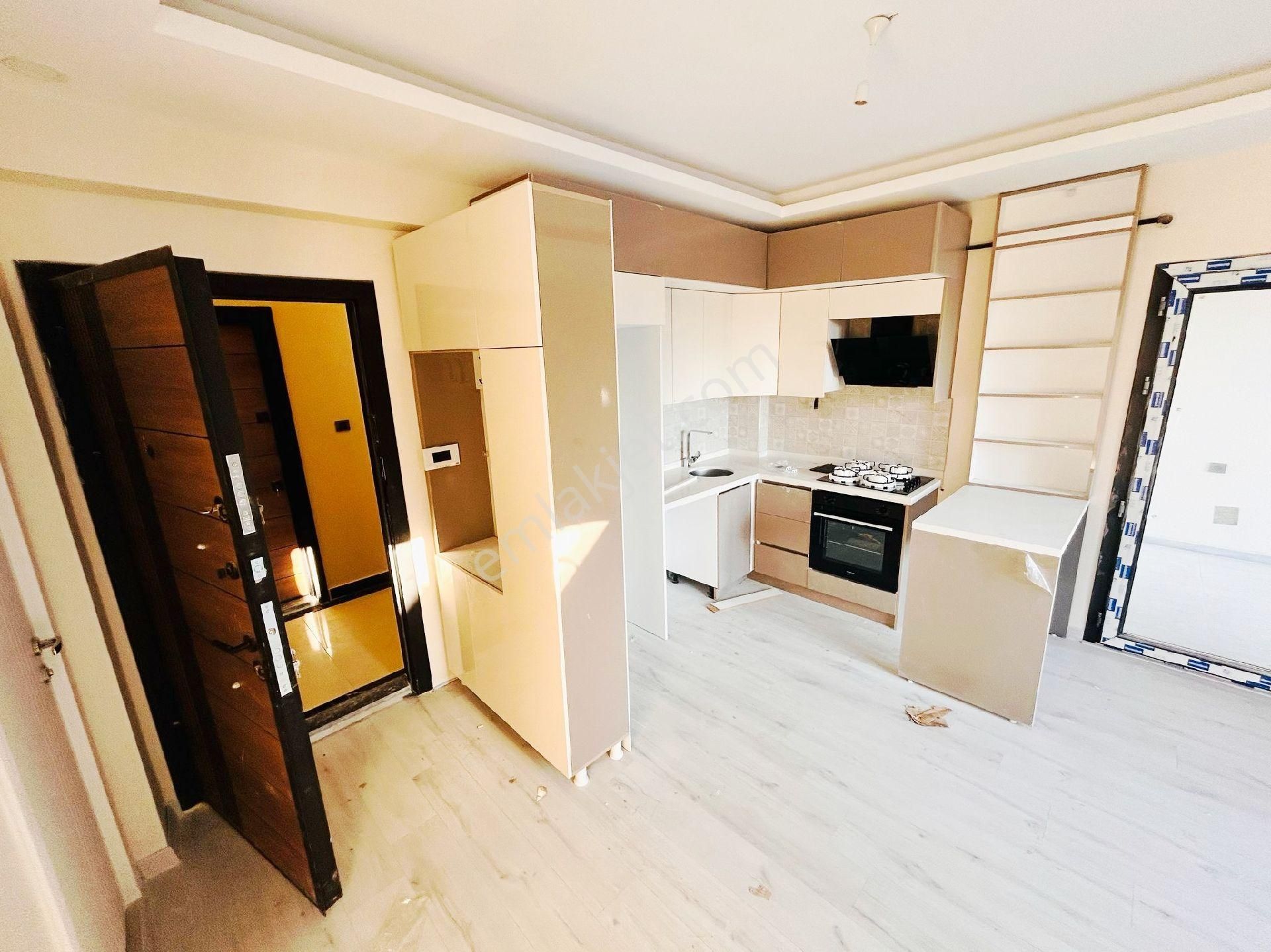 Çorlu Rumeli Satılık Daire 2.350.000 Tl İskanlı 1+1 60m2 2 Kat Rumeli Mh