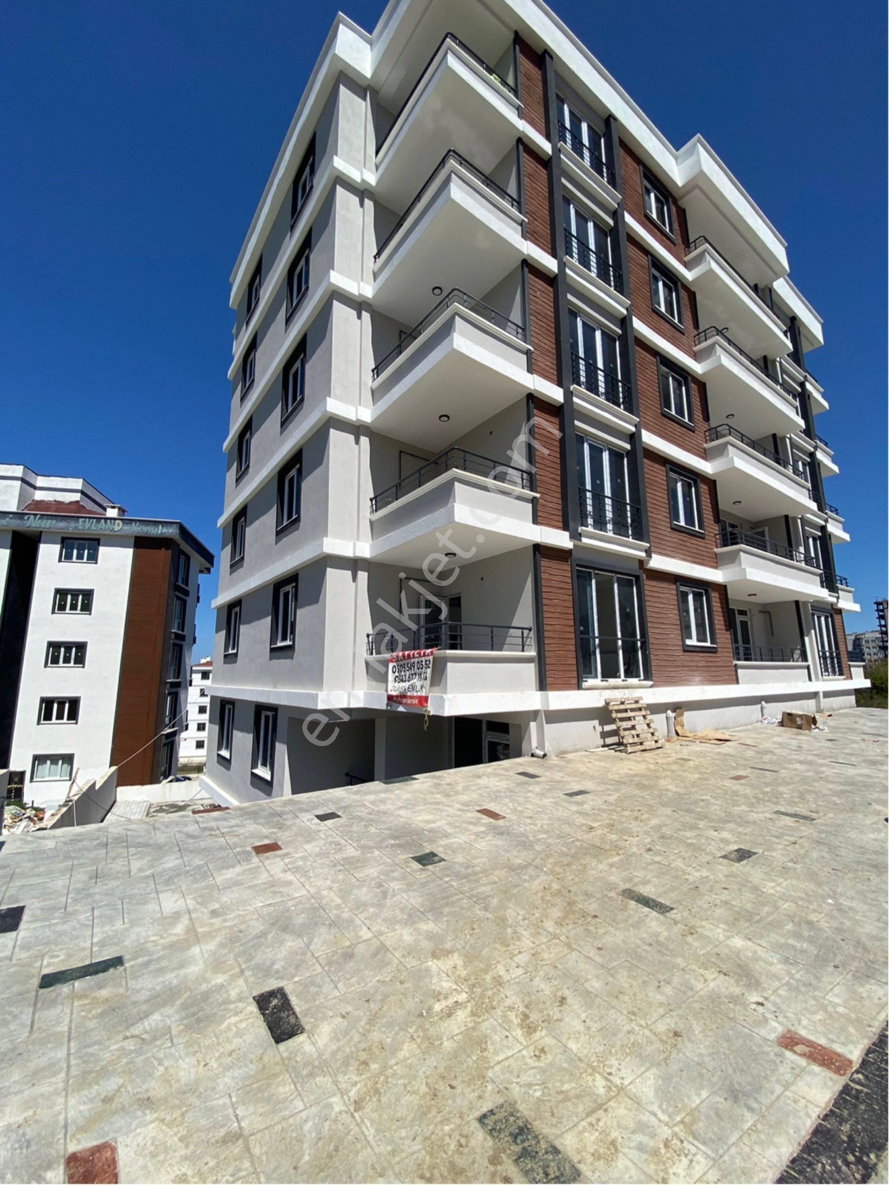 Körfezde Pelitköy Tranvaya Yürüme 5 Dakika Satılık 1+1