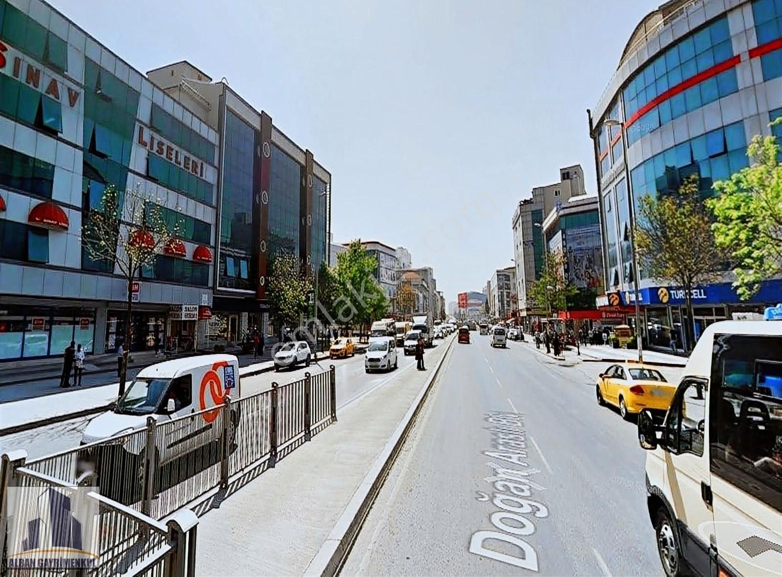 Alban'dan İşlek Cadde Üzeri Balkonlu 1+1 Satılık Ara Kat..!! - Görsel 21