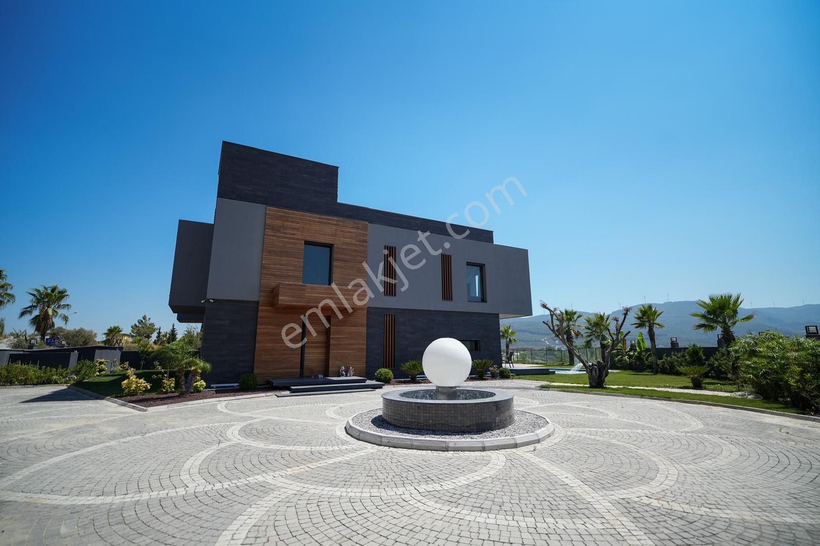 Kuşadası'n Da Golf Sahası Ve Deniz Manzaralı Müstakil Lüks Villa - Görsel 3