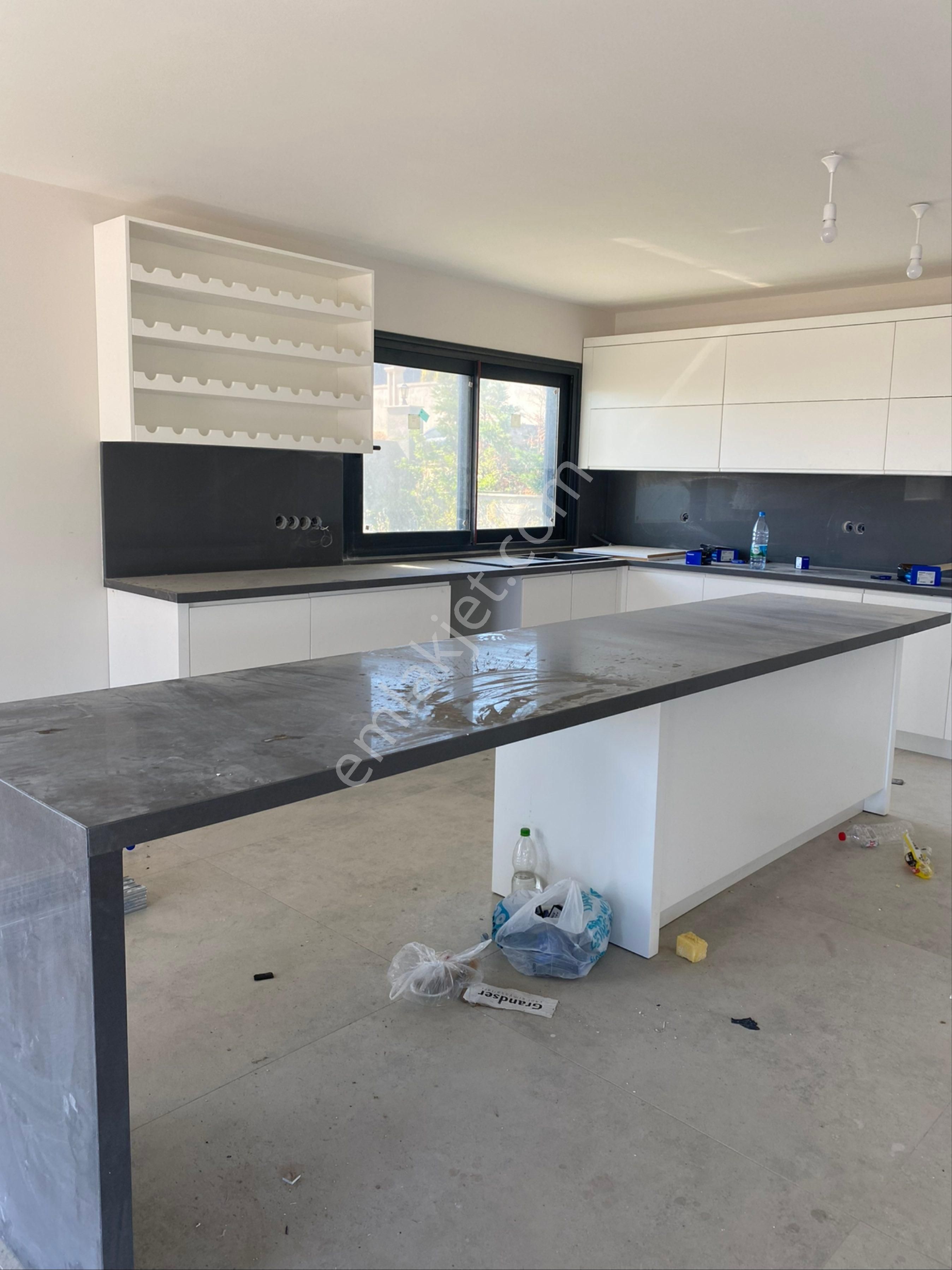 Çeşme Fenerburnunda Stılık Malikane - Görsel 19