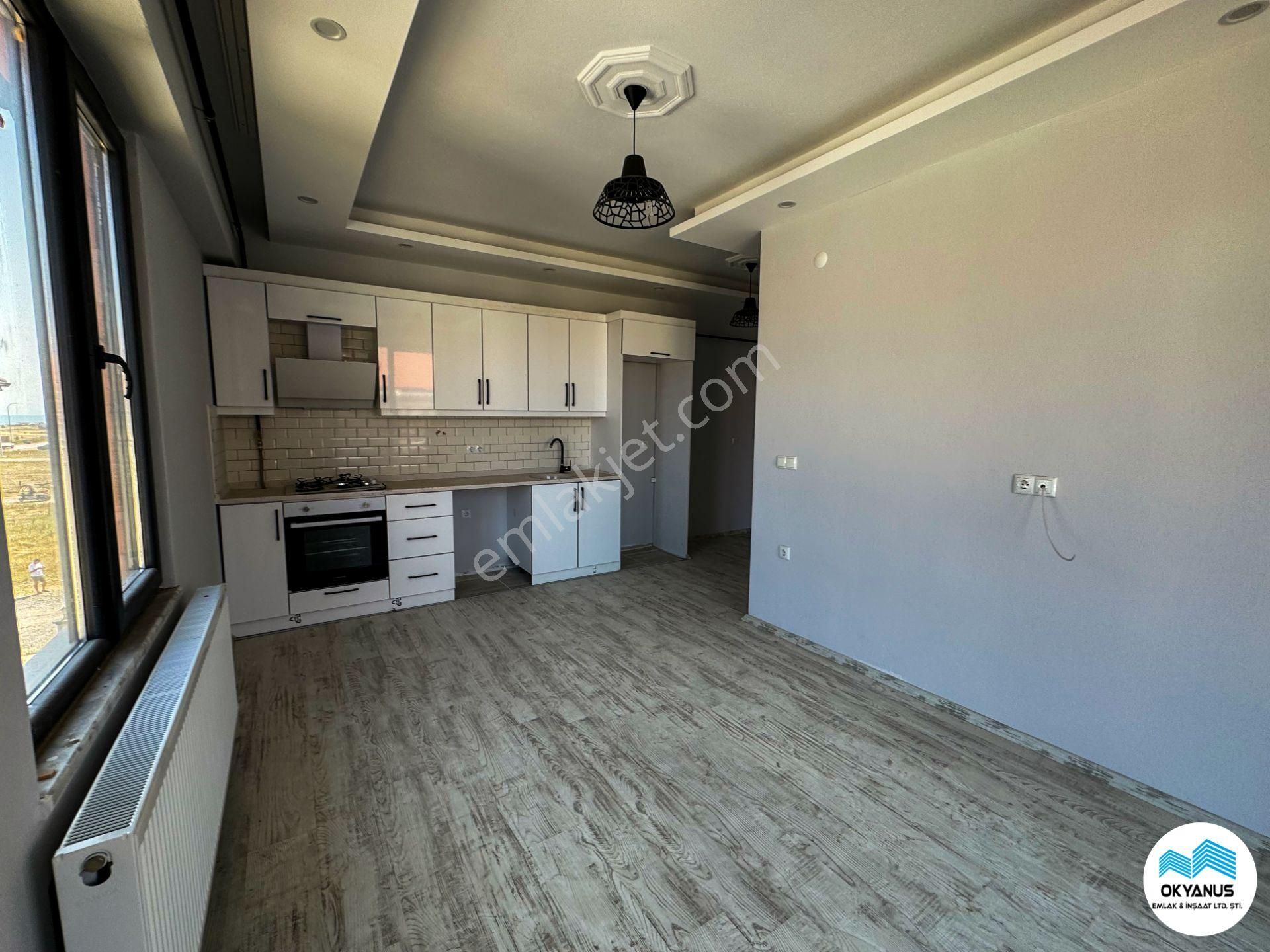 Karasu Da Tatil İsteyenlere 2+1 Sıfır Daire !!!!