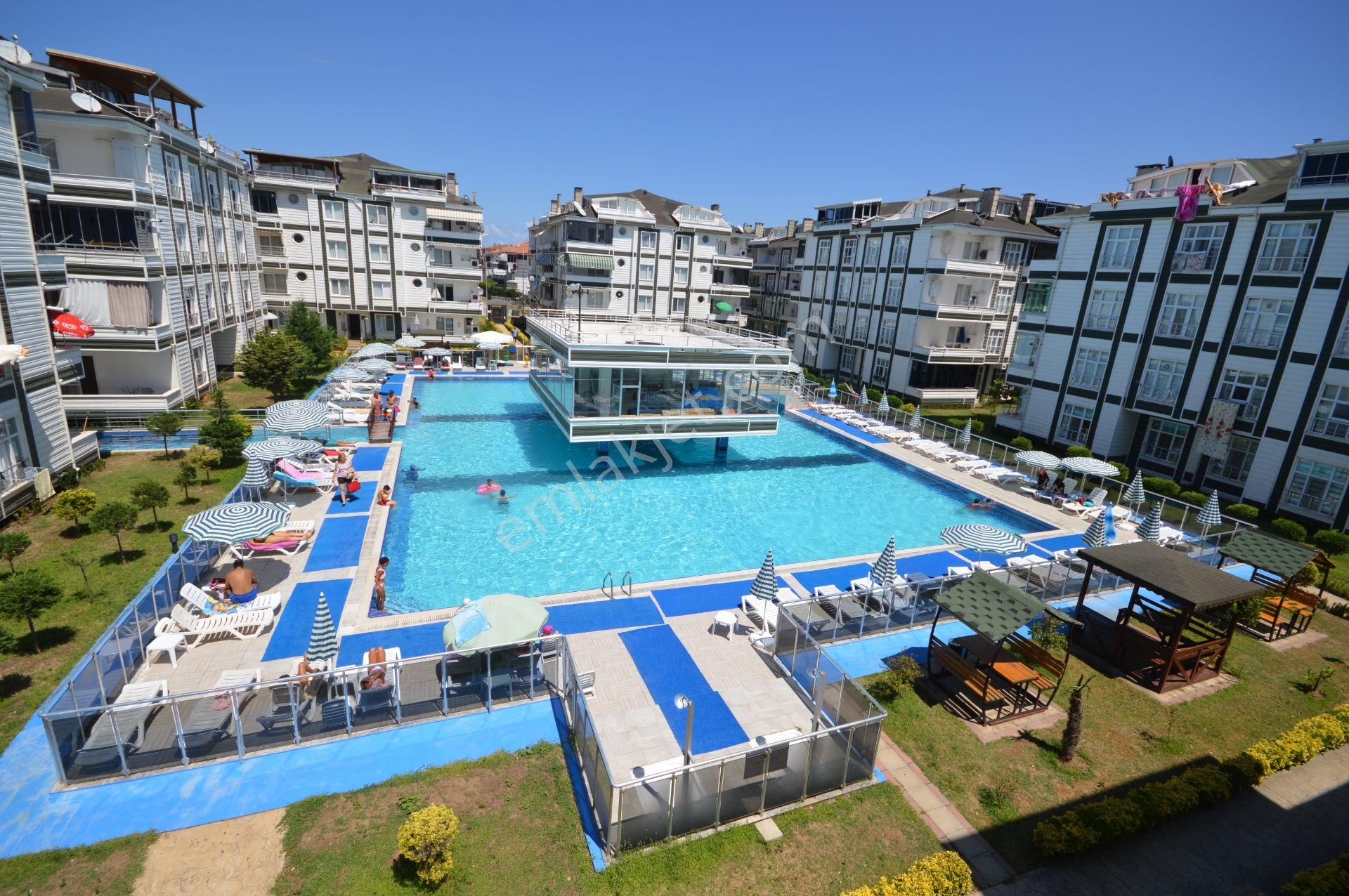Geniş Kapsamlı Site İçerisinde Dubleks 2+1 Daire !!!
