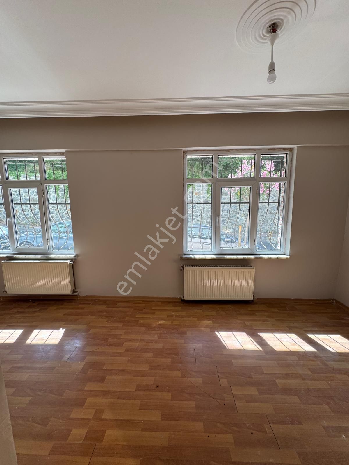Fevzi Çakmak Mahallesinde Kiralık 2+1 Giriş Kat Daire