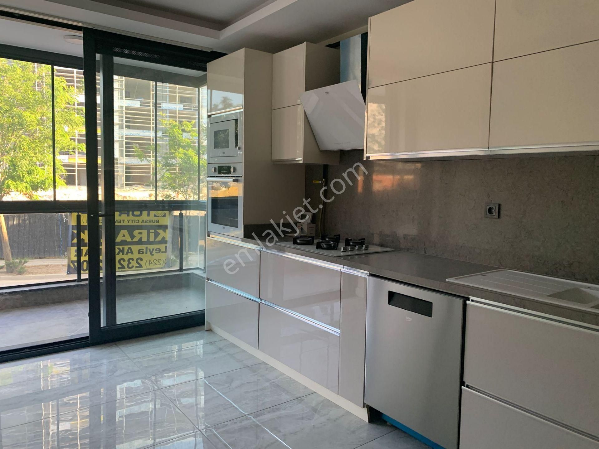 Turyap Leyla Akçınar'dan Balat'ta 3+1 Kiralık - Görsel 4