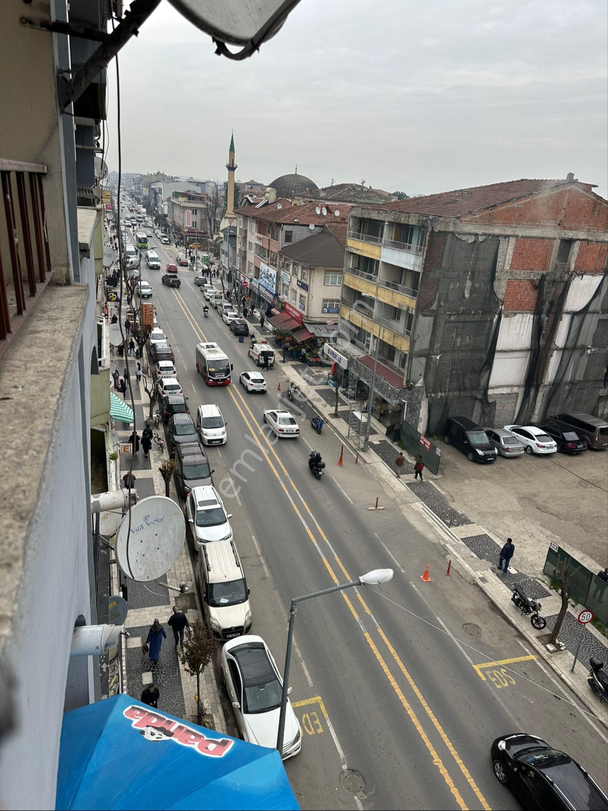 Düzce Merkezde Satılık 3+1 Daire - Görsel 8