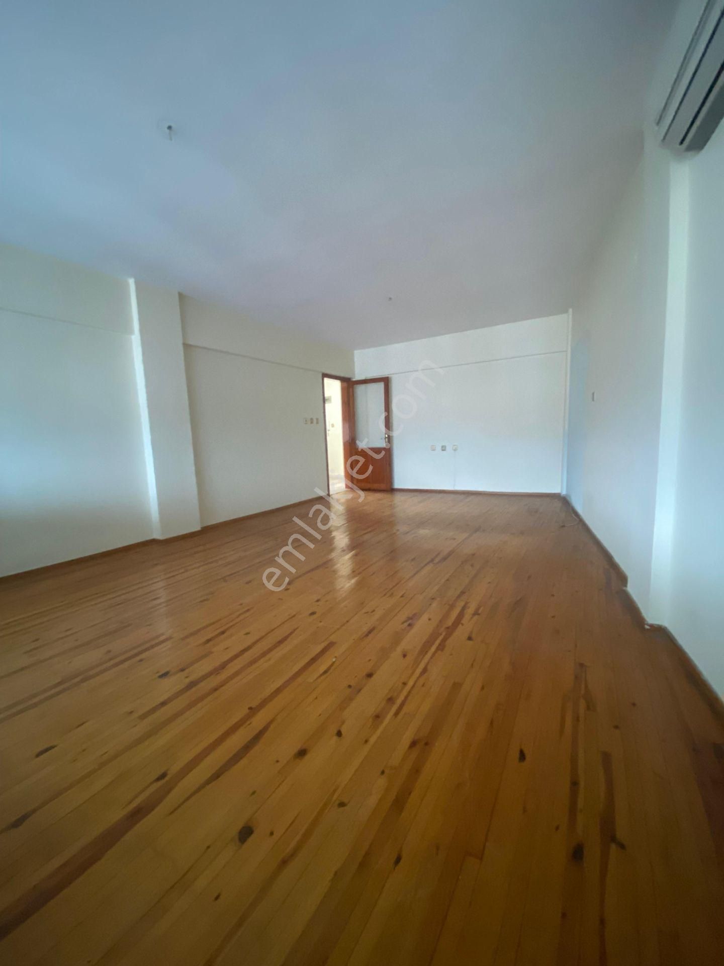 Denizli Merkez Atatürk Cad 3+1 160 M2 Asansörlü Kredili Acl Satılık Daire - Görsel 5