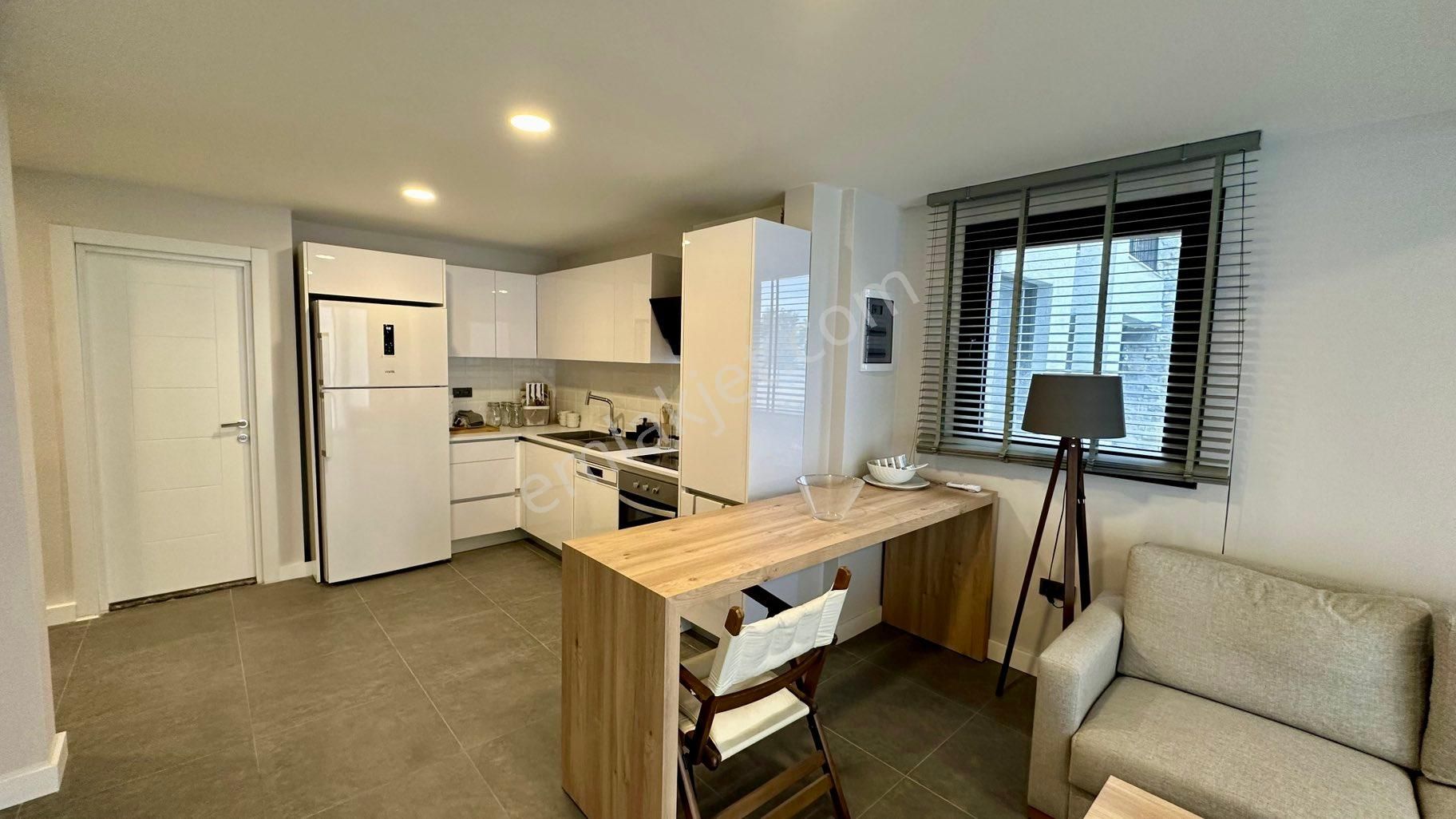 Bodrum Bağla Eşyalı Satılık 2+1 Bahçe Kat Daire Denize 50 Metre - Görsel 12