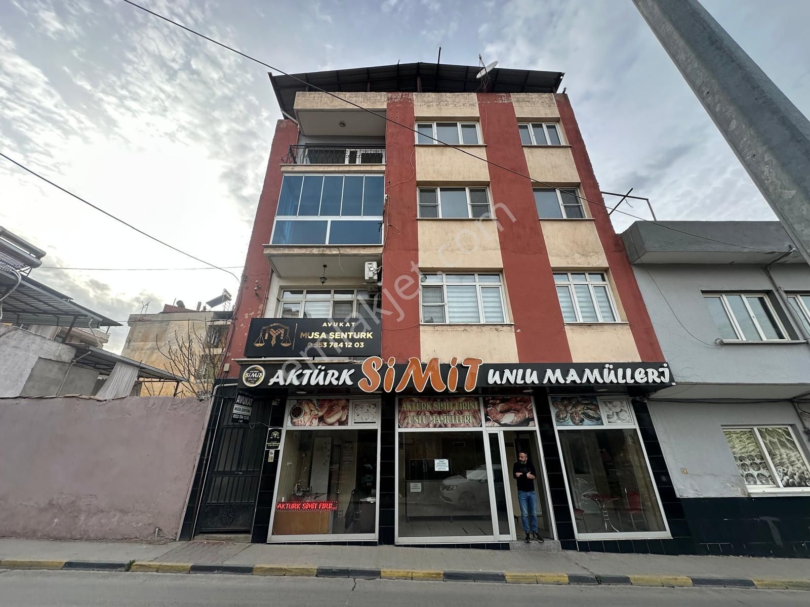 Lidya Group'dan Manisa Alaşehir Yenice Mahallesin'de 100 M2 Kiralık 2+1 Ofis/daire