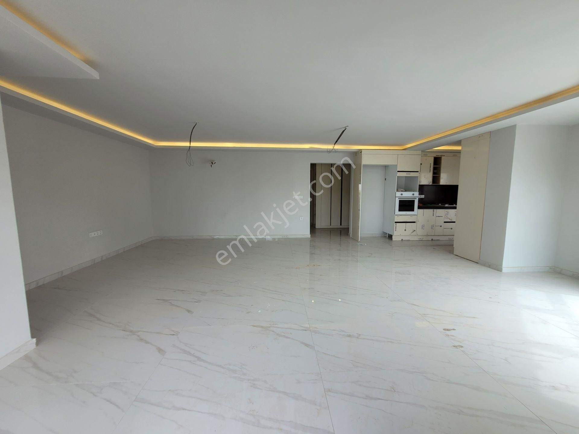 Kuşadası Ege Mah Satılık Yeni 3+1 Daire - Görsel 12