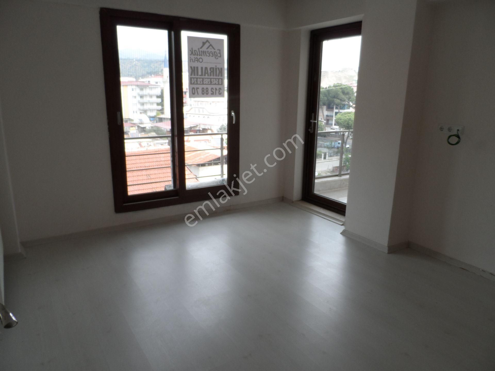 Nazilli Ege Emlak Ofisinden İsabeyli' De Site İçerisinde Doğalgaz Kombili Kiralık Daire - Görsel 21