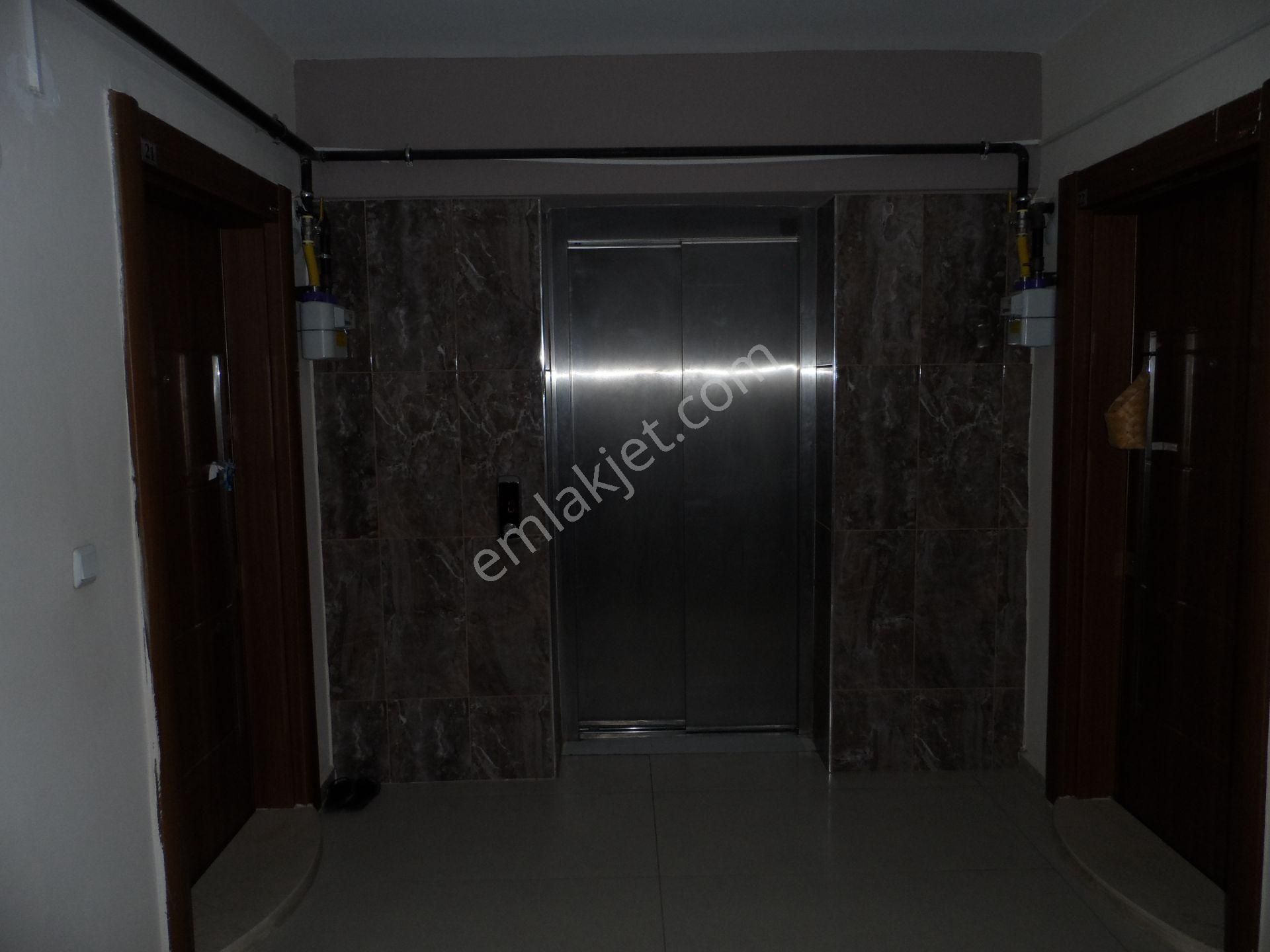 Nazilli Ege Emlak Ofisinden İsabeyli' De Site İçerisinde Doğalgaz Kombili Kiralık Daire - Görsel 13