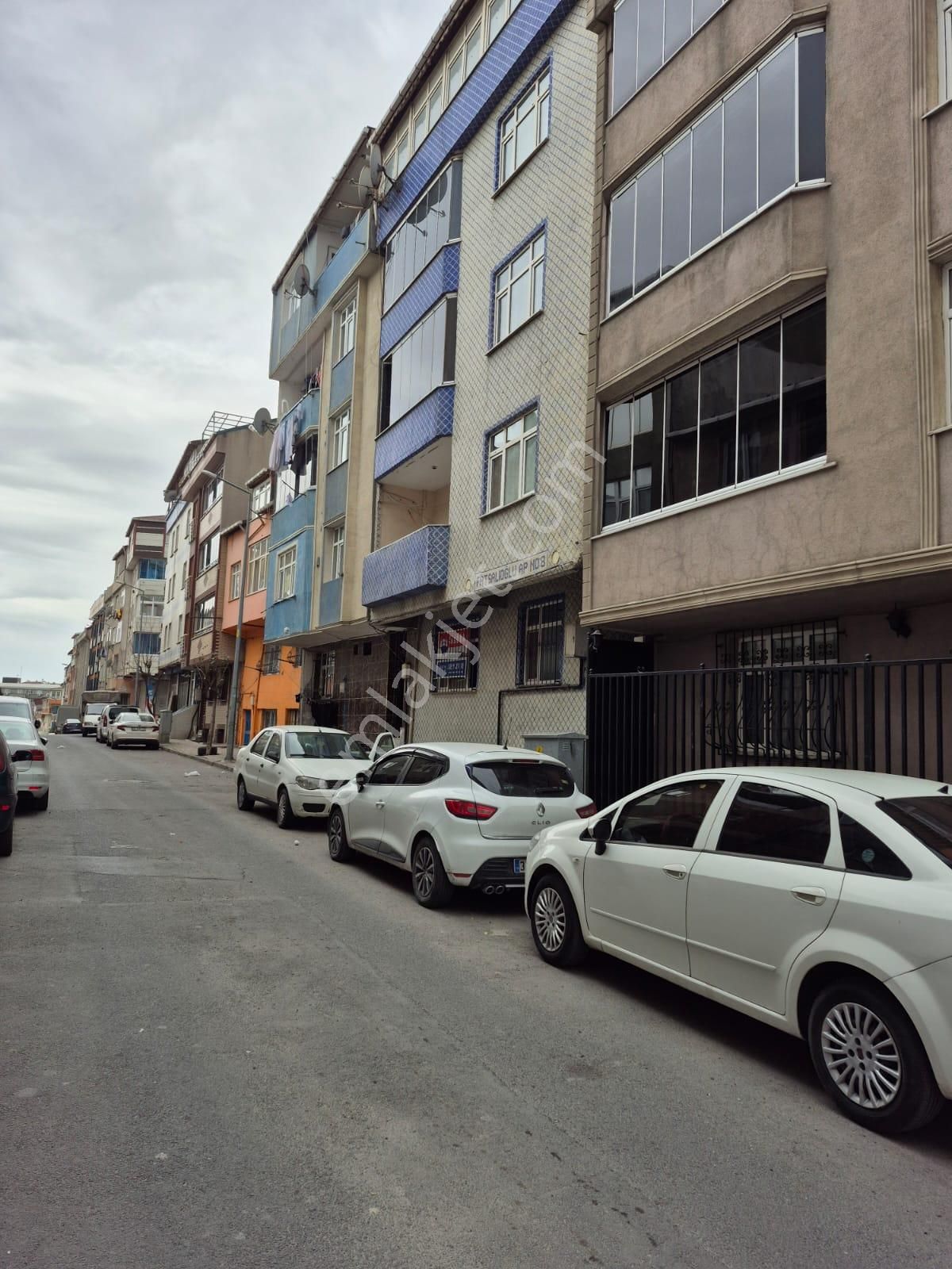 Sultangazi Esentepe'de Aile Apartmanı Olabilecek Satılık Bina - Görsel 4