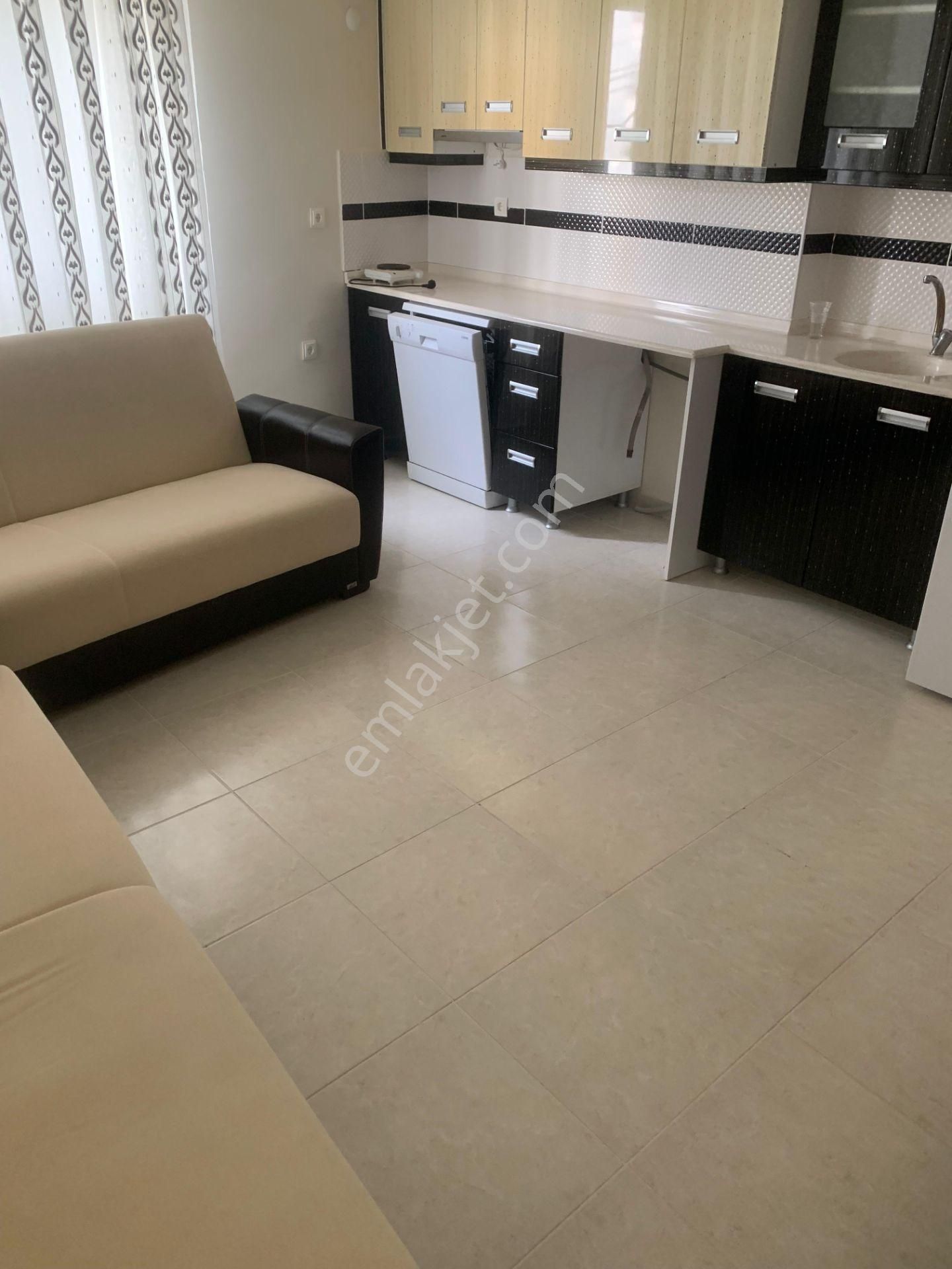 Didim Altınkum Mahallesinde Denize Yürüme Mesafesinde Eşyalı 2+1 Satılık Daire - Görsel 8