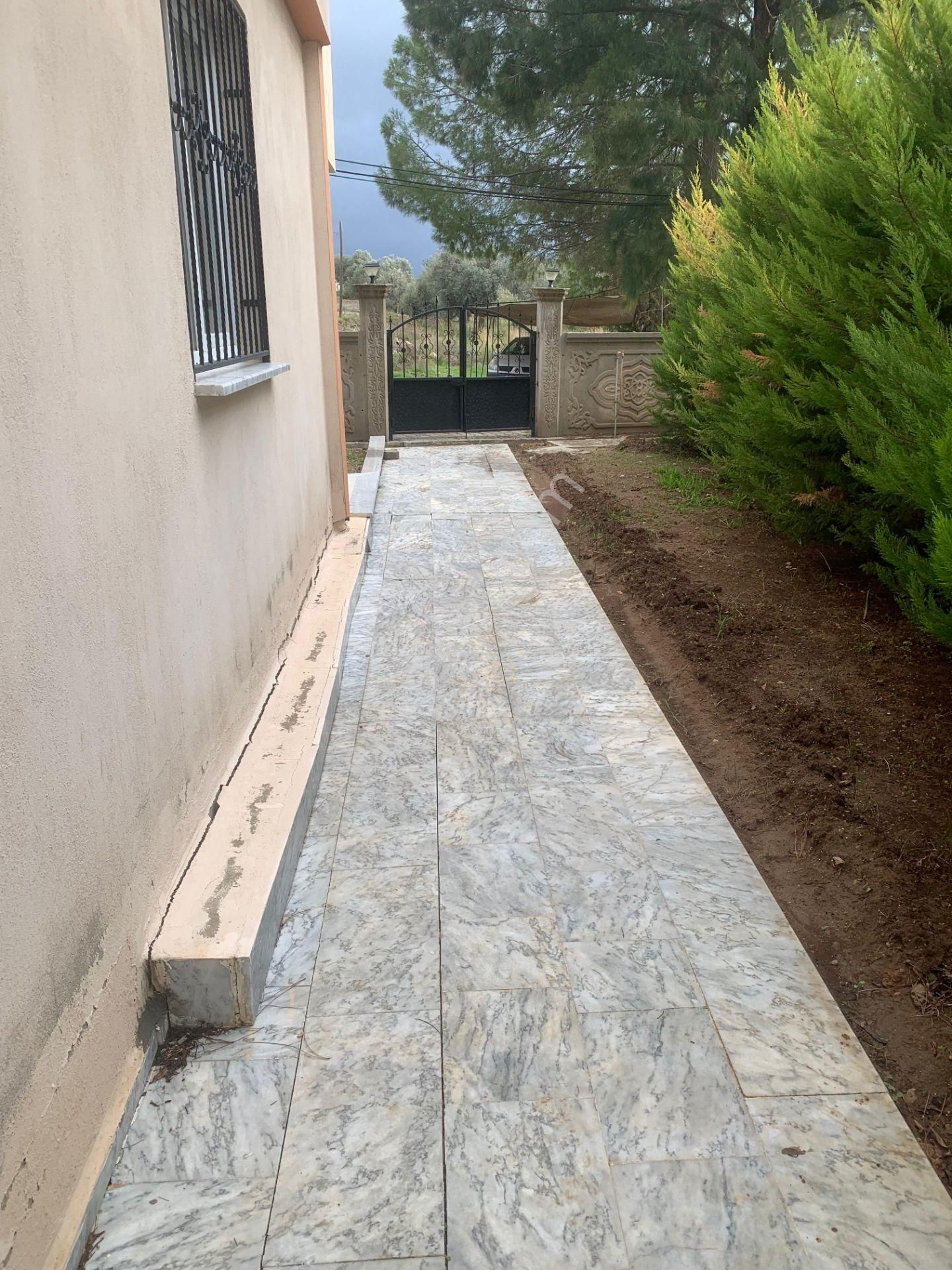 Didim Altınkum Mahallesinde Denize Yürüme Mesafesinde Eşyalı 2+1 Satılık Daire - Görsel 13