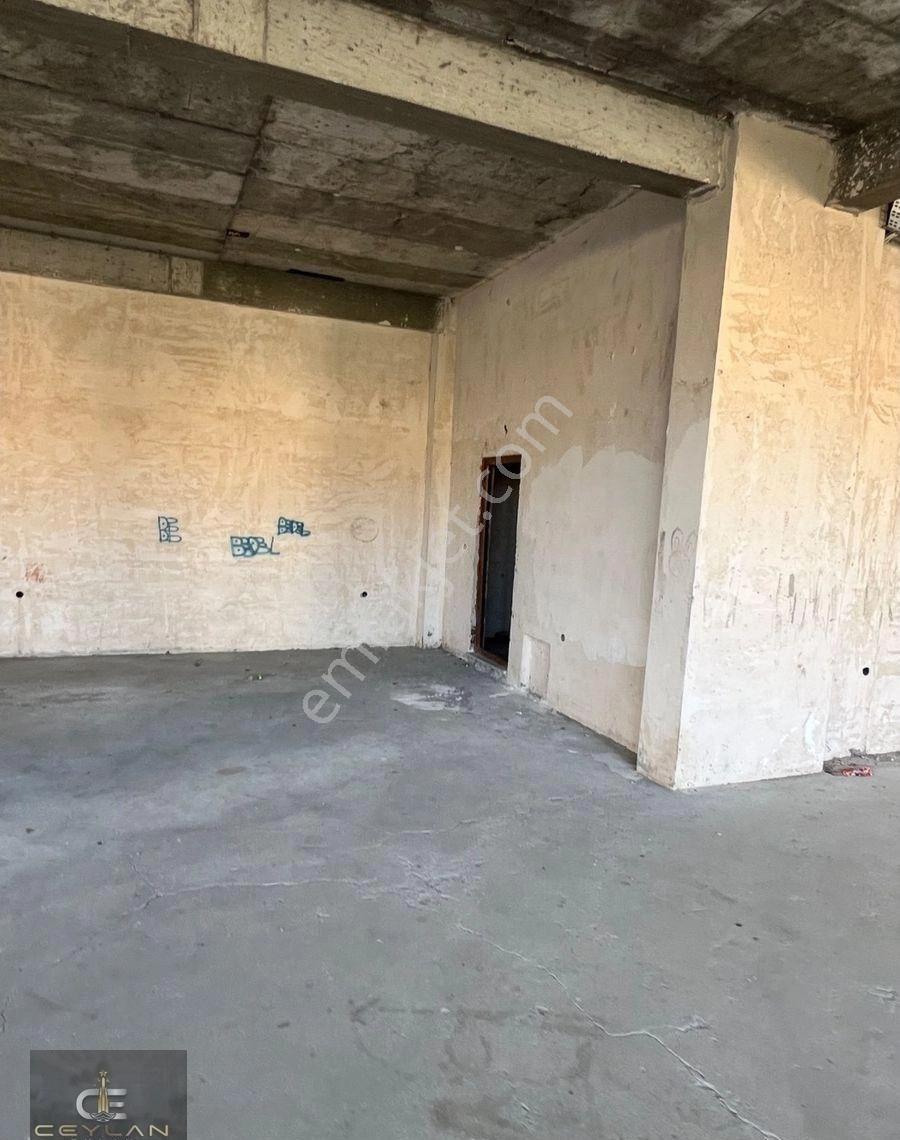 300 M2 Dükkan - Görsel 34