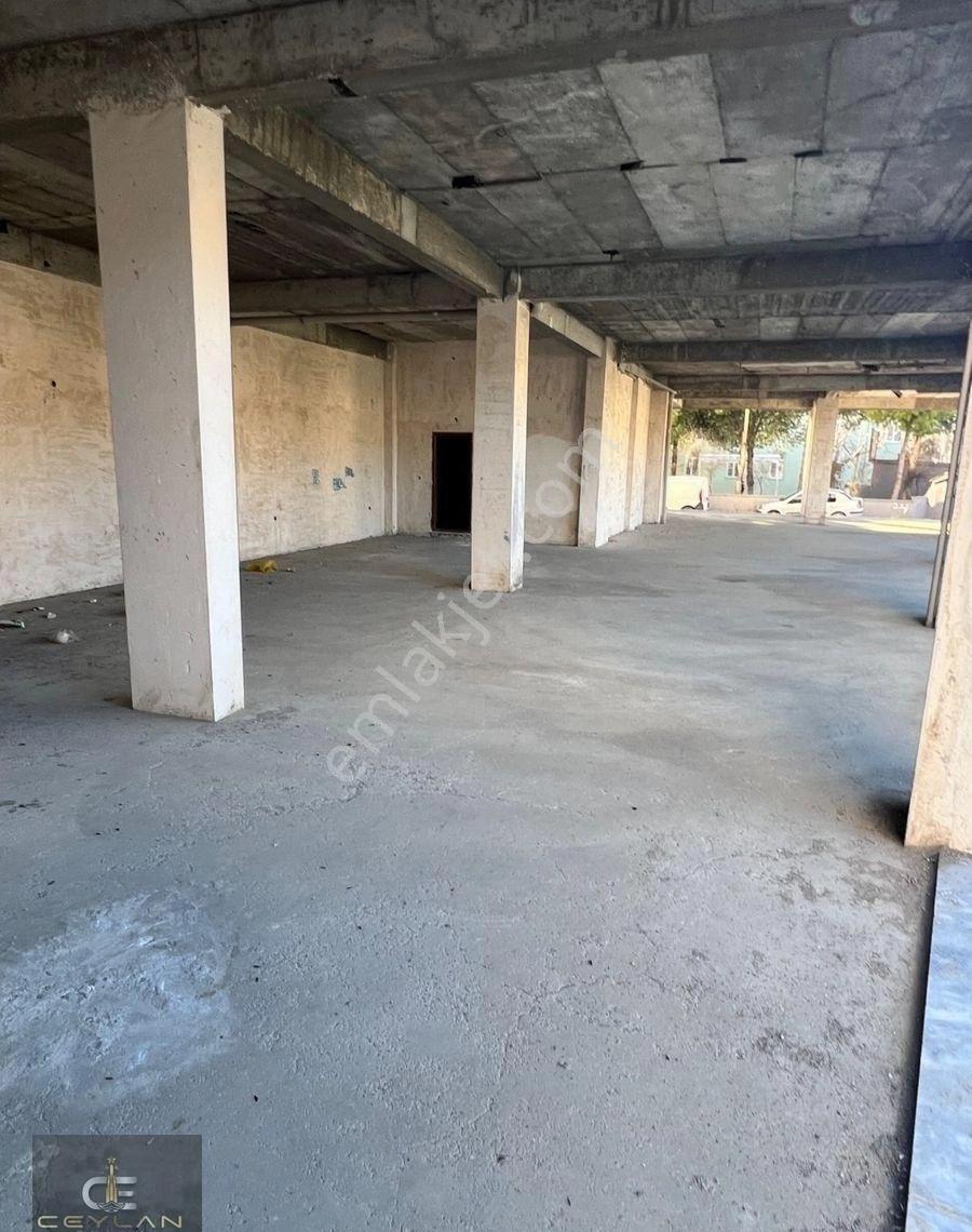 300 M2 Dükkan - Görsel 11