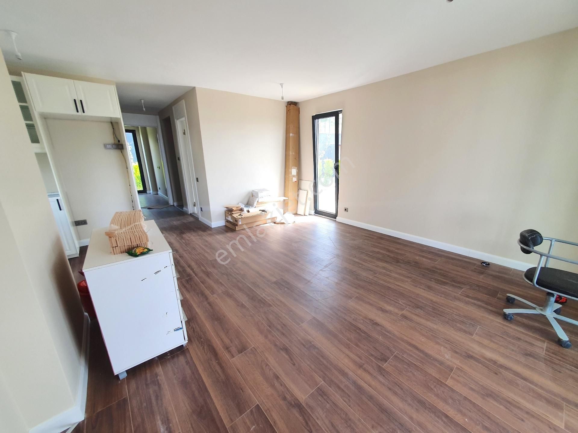 Turgutreis Merkezde Yemyeşil Bahçe İçinde Müstakil 3+1 Villa - Görsel 5