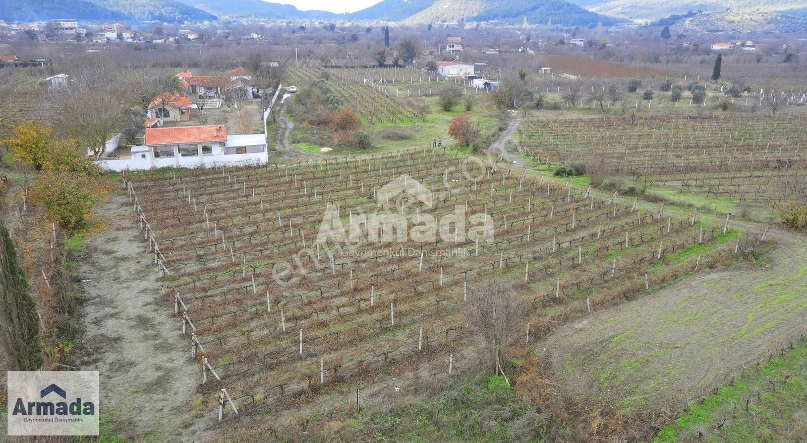 Kuşadası Merkeze 10 Km Mesafede Kirazlı Köy İçi Tek Tapu Bahçe - Görsel 7