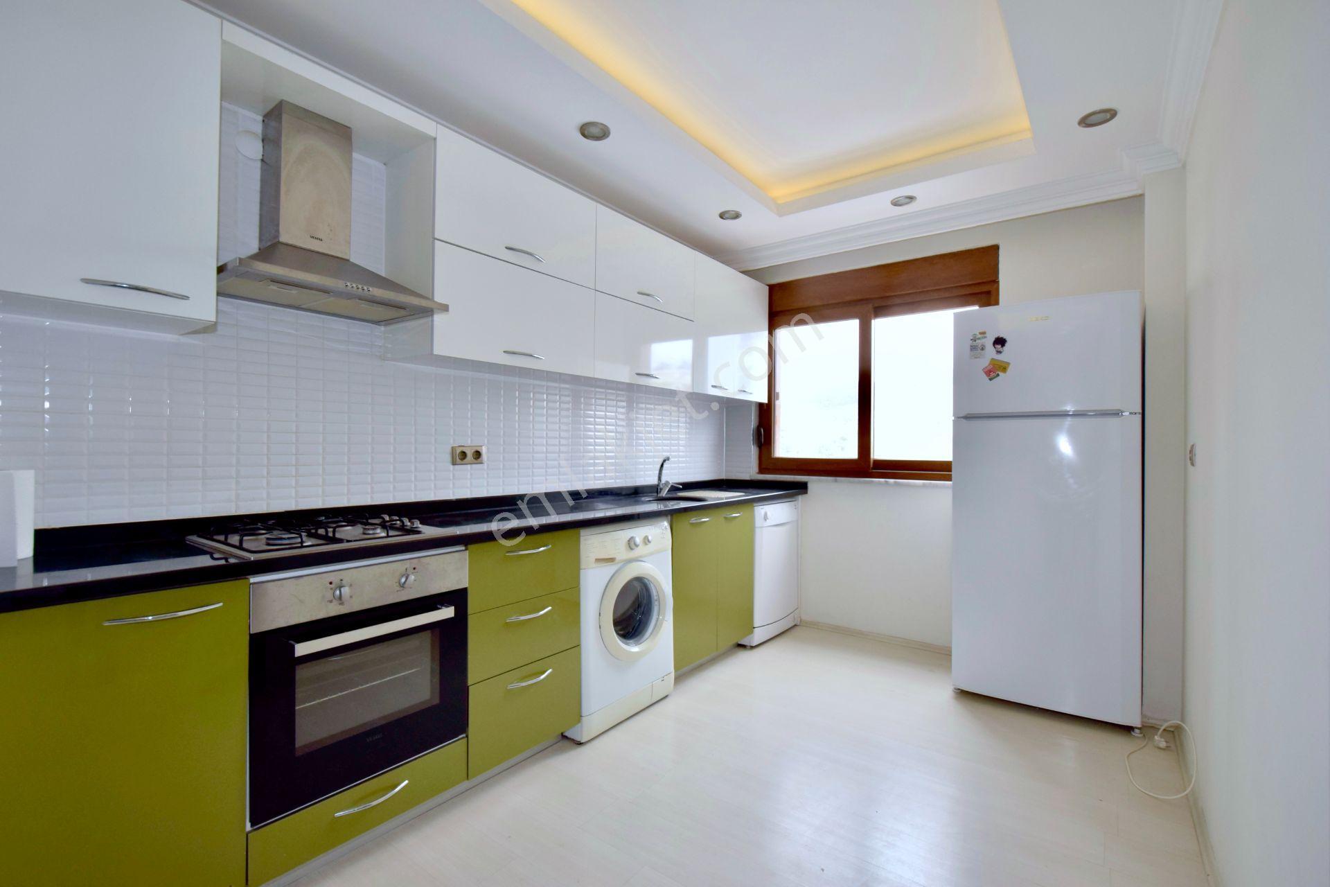 Gazipaşa Merkezde İstiklal Mah. Cılızlar Sitesinde 2+1 Daire - Görsel 8