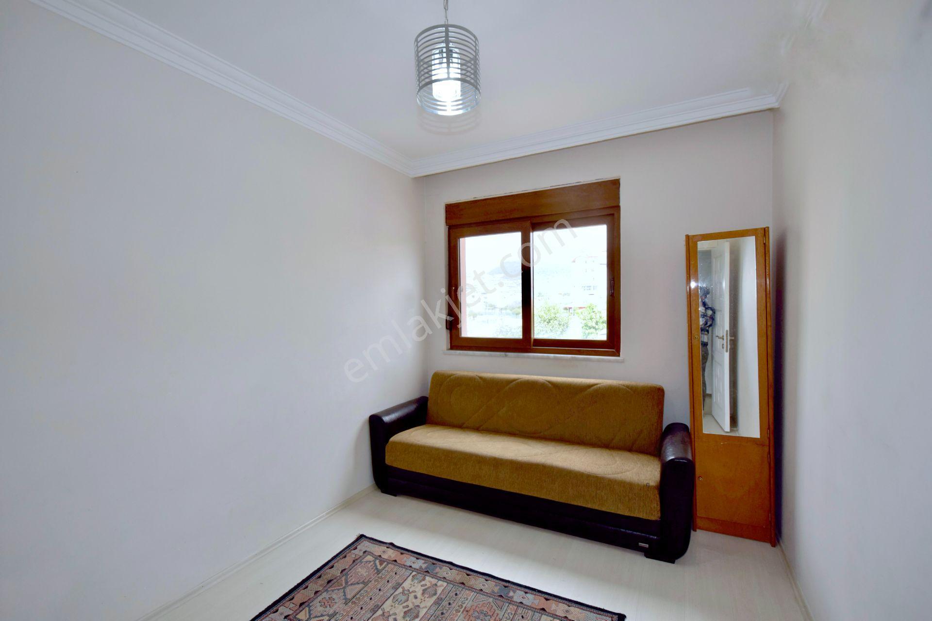 Gazipaşa Merkezde İstiklal Mah. Cılızlar Sitesinde 2+1 Daire - Görsel 13