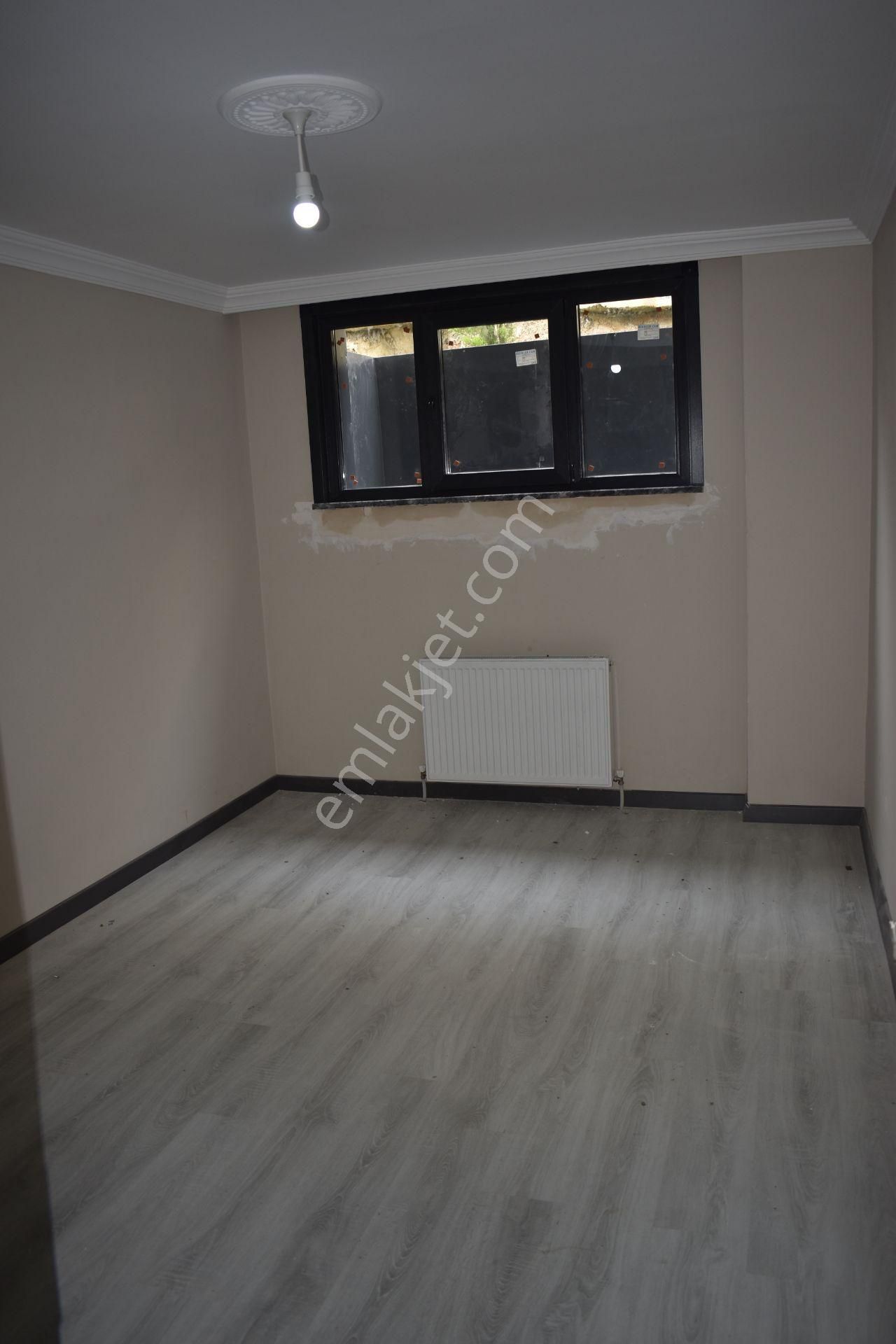 Büyükçekmece Cumhuriyet Mah Lüx Merkezi Sıfır Geniş Bahçeli 3+1 Satılık Daire - Görsel 13