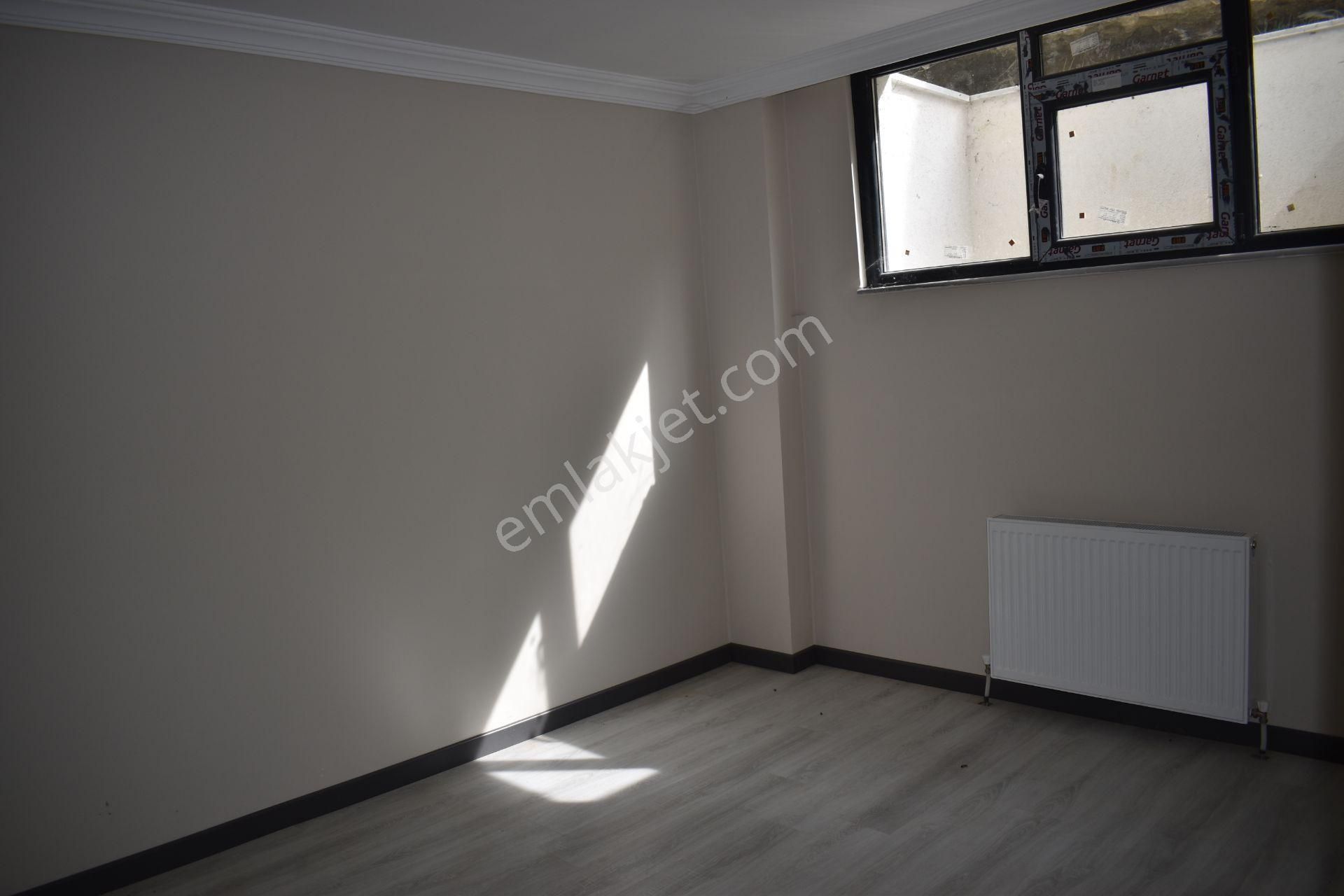 Büyükçekmece Cumhuriyet Mah Lüx Merkezi Sıfır Geniş Bahçeli 3+1 Satılık Daire - Görsel 17