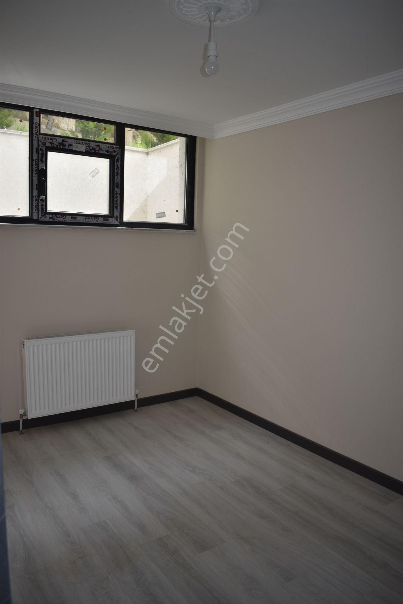 Büyükçekmece Cumhuriyet Mah Lüx Merkezi Sıfır Geniş Bahçeli 3+1 Satılık Daire - Görsel 22