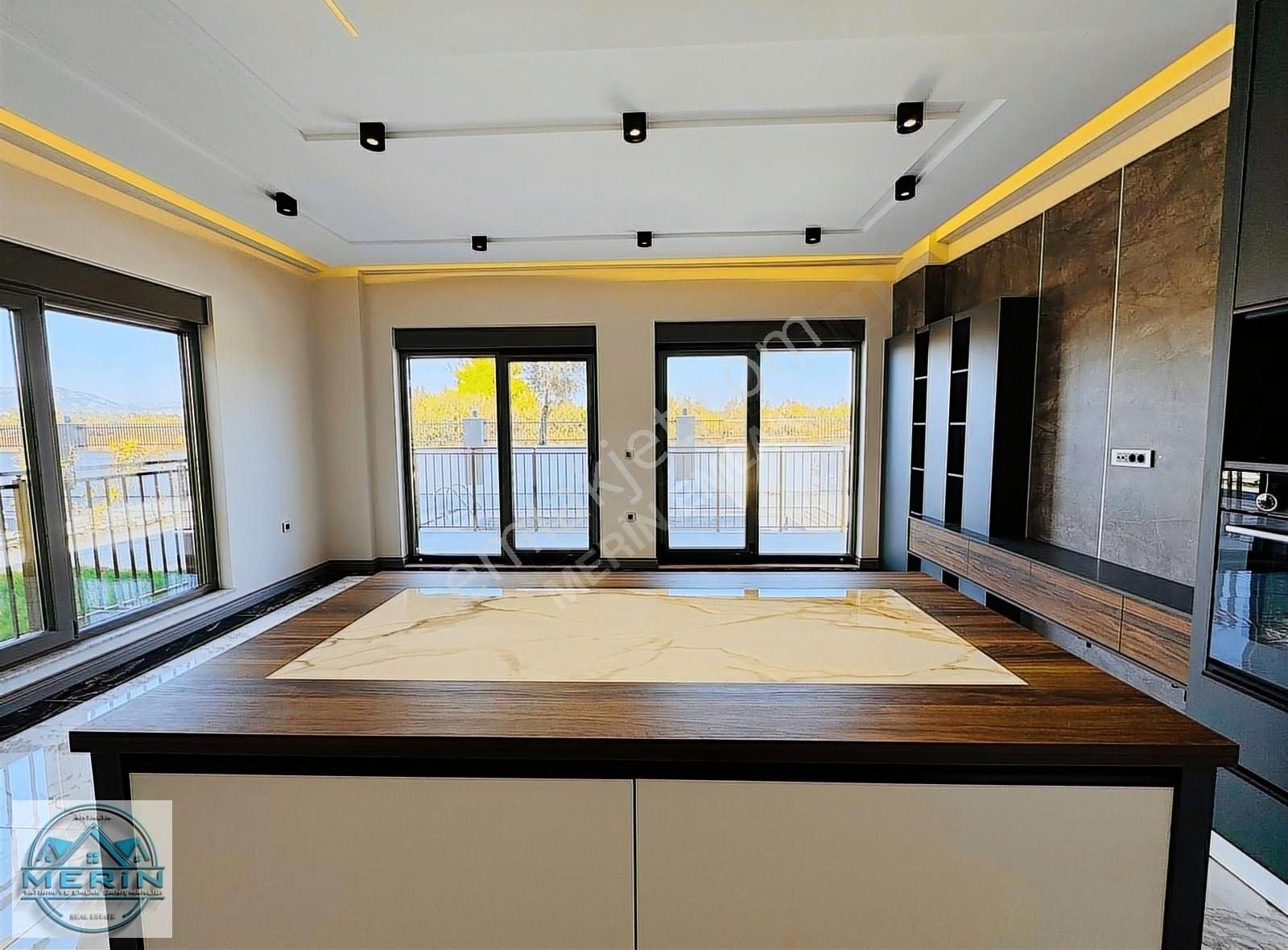 Döşemealtı Altınkale Lüks 2 Katlı Satılık Villa - Görsel 34
