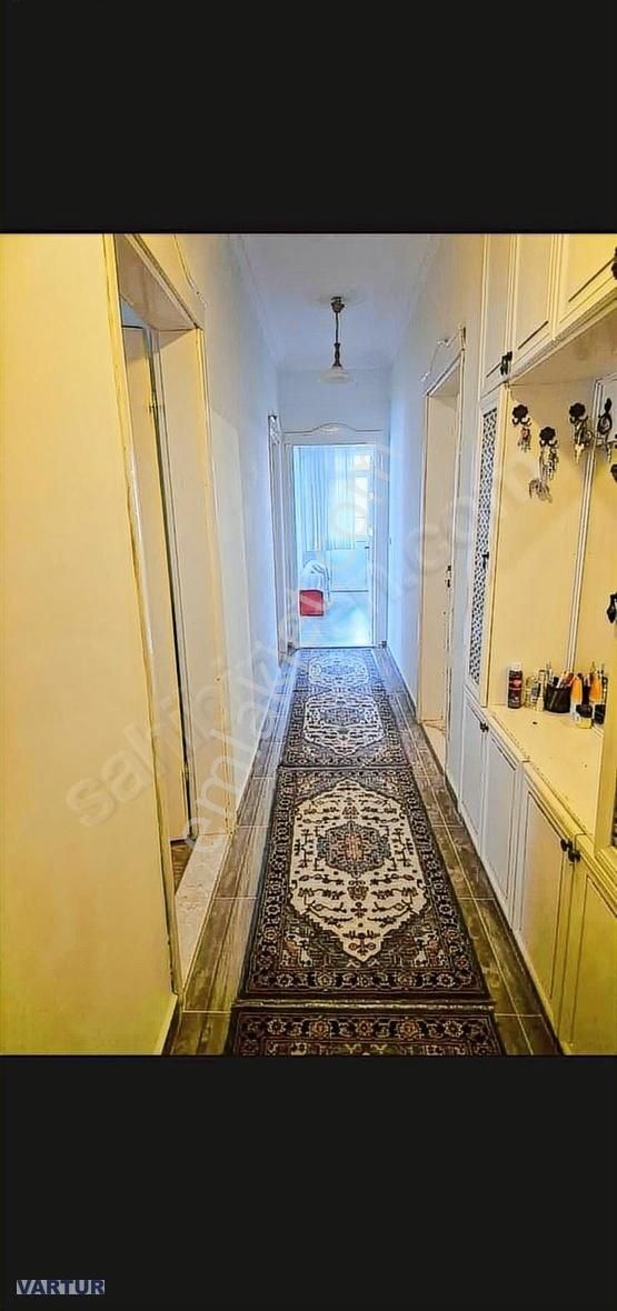 Taşyaka Deliktaşta Oldukça Geniş Giriş Kat Daire