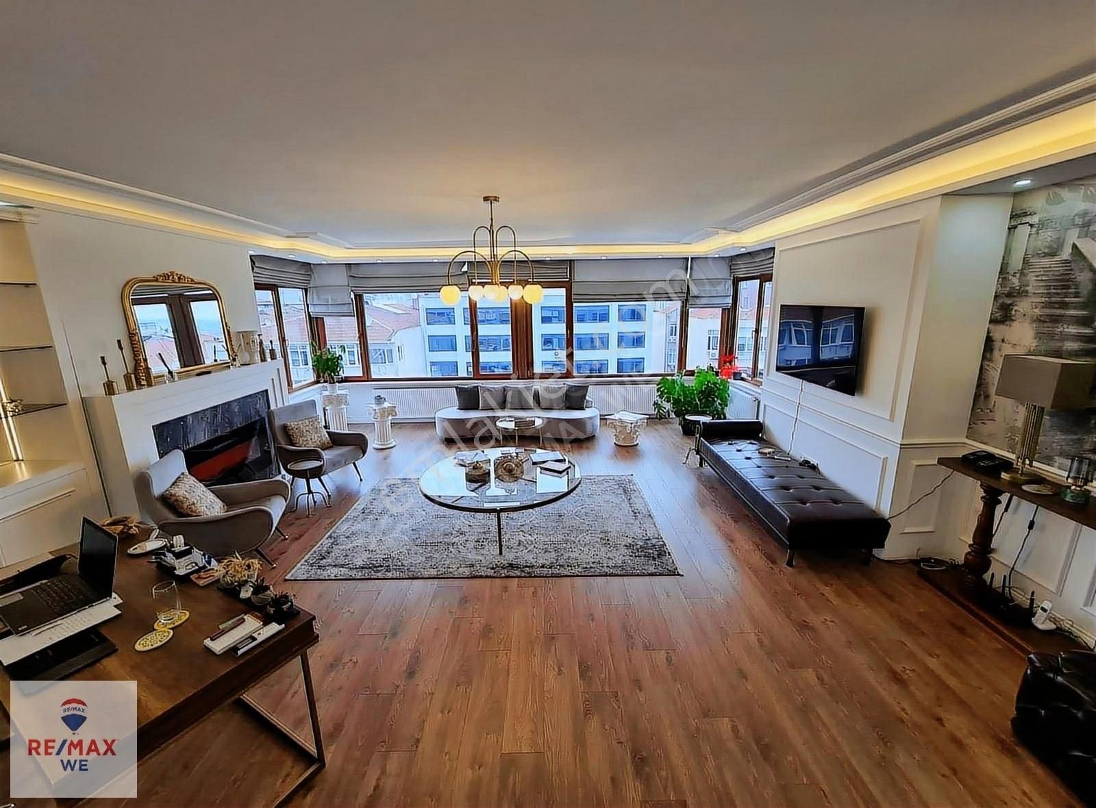 "abdi İpekçi Caddeside " 180 M2 2+1 Çatı Dublex **ferah-geniş**