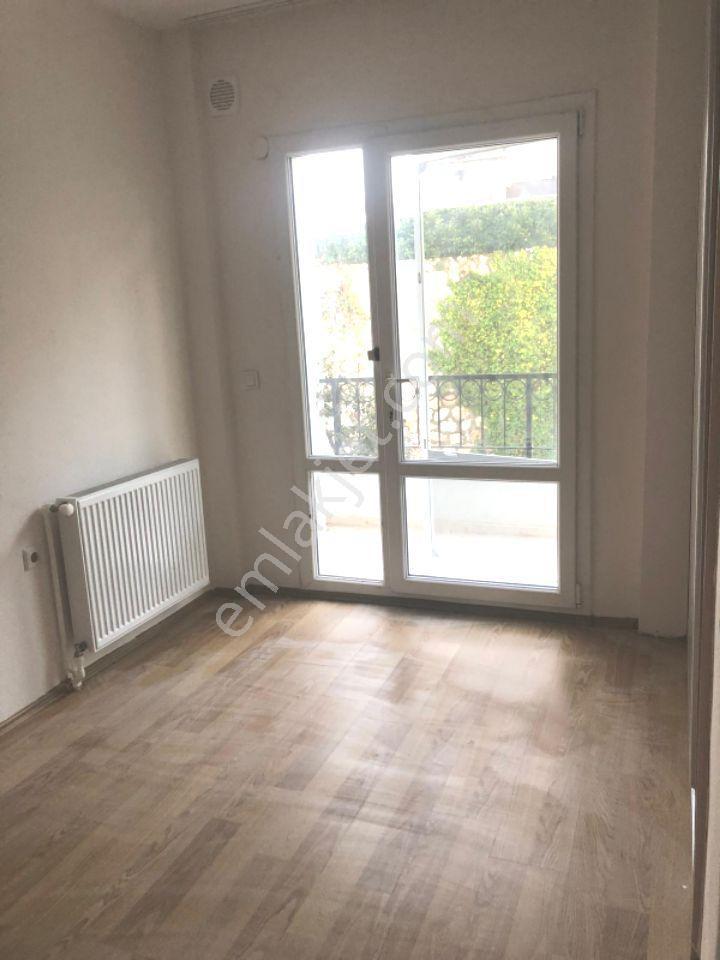Güzelbahçe Kolejler Bölgesinde , Kapalı Mutfaklı, Ebebeyn Banyolu 3+1 Villa Satılık. - Görsel 23